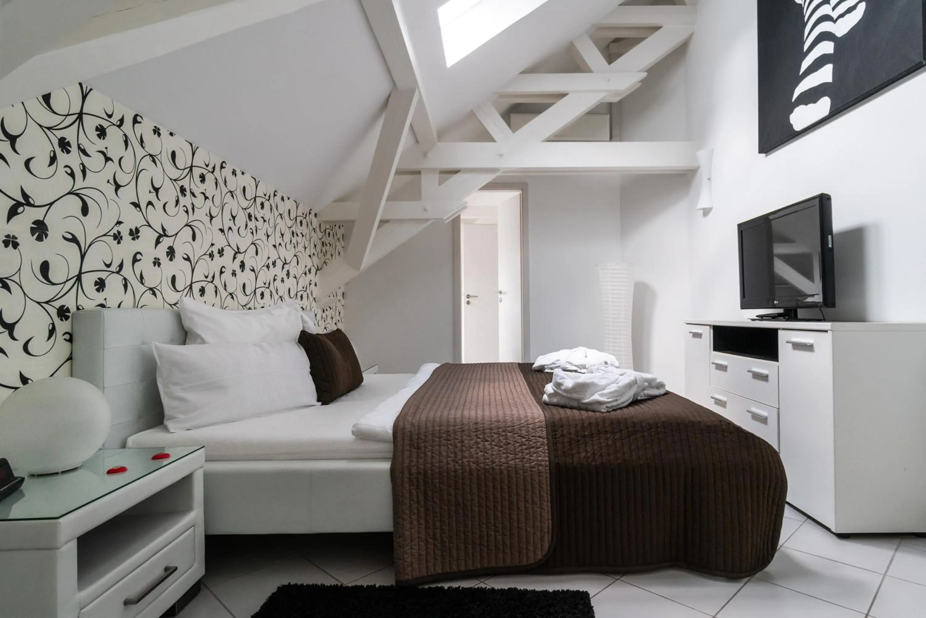 Photo of the whole room, Bed in Aparthotel Villa Freisleben