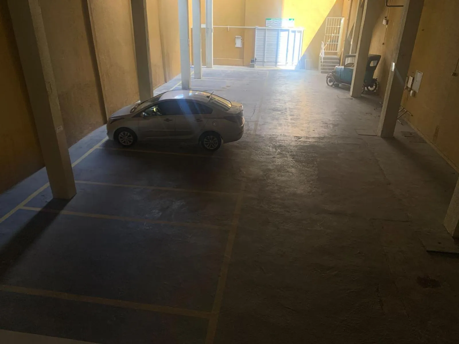 Parking in Fortal Flat