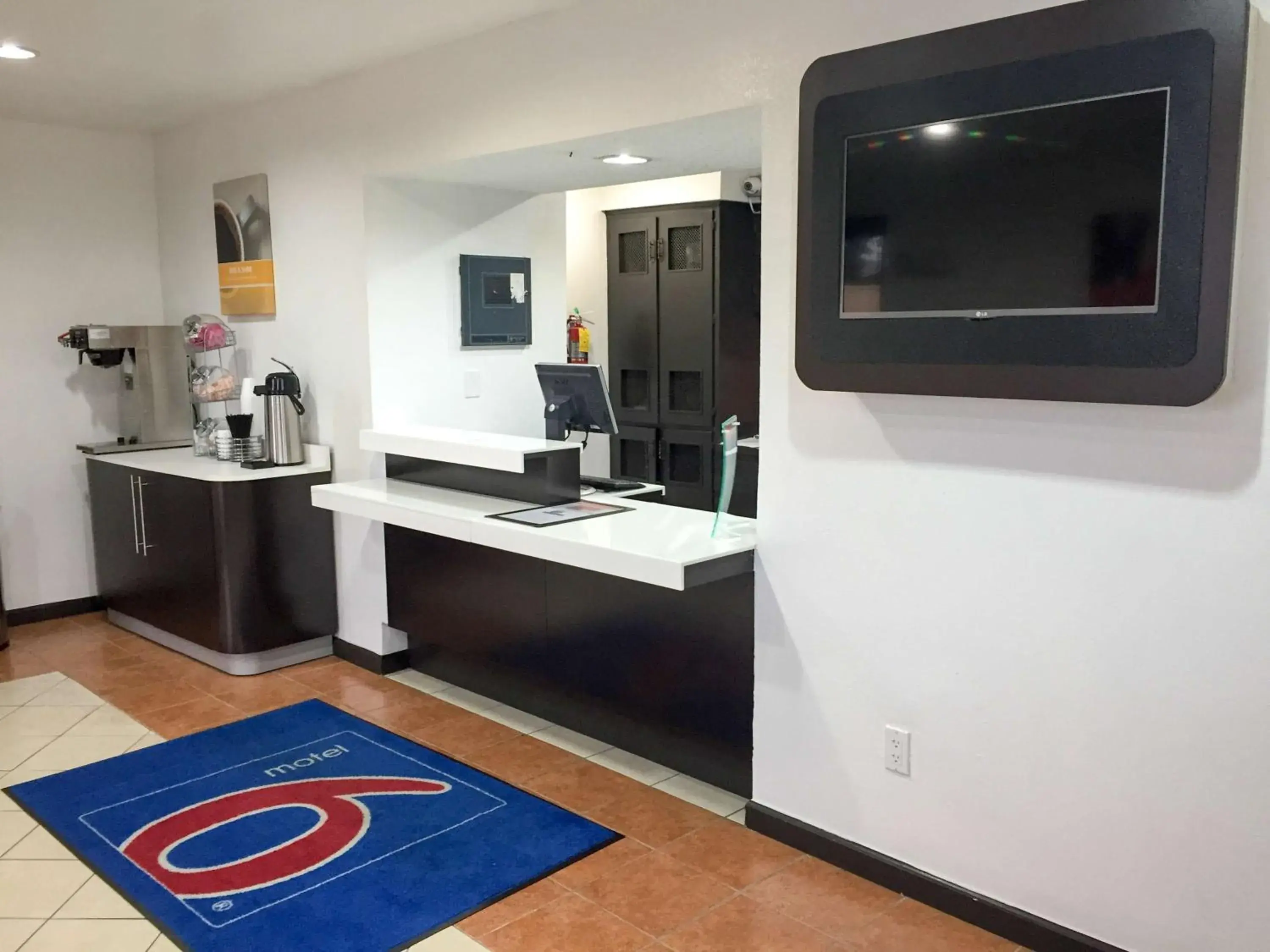 Lobby or reception in Motel 6 Kingsland Kings Bay Naval Lobby or reception in Motel 6 Kingsland Kings Bay Naval