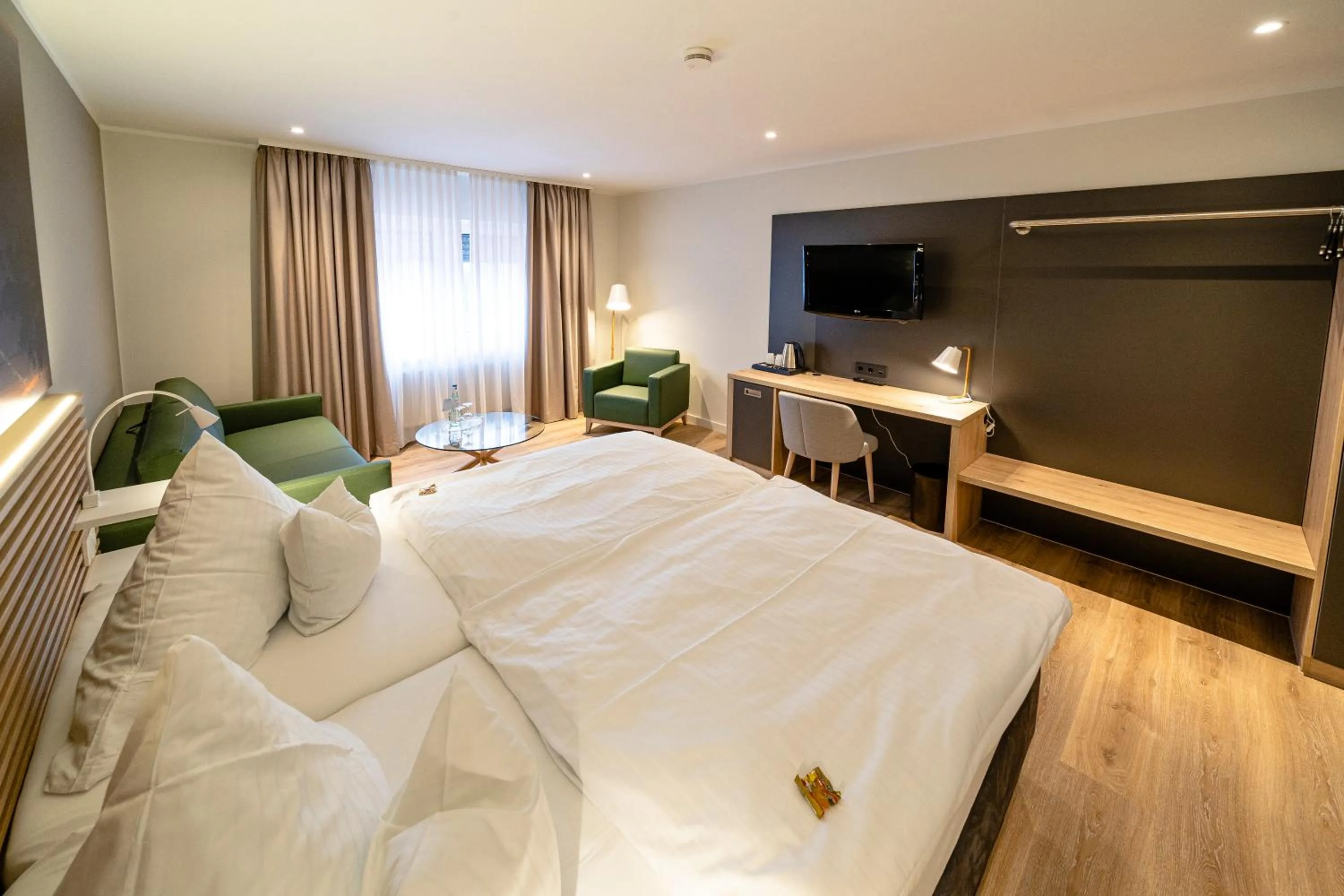 Photo of the whole room, Bed in Hotel Restaurant Kloppendiek