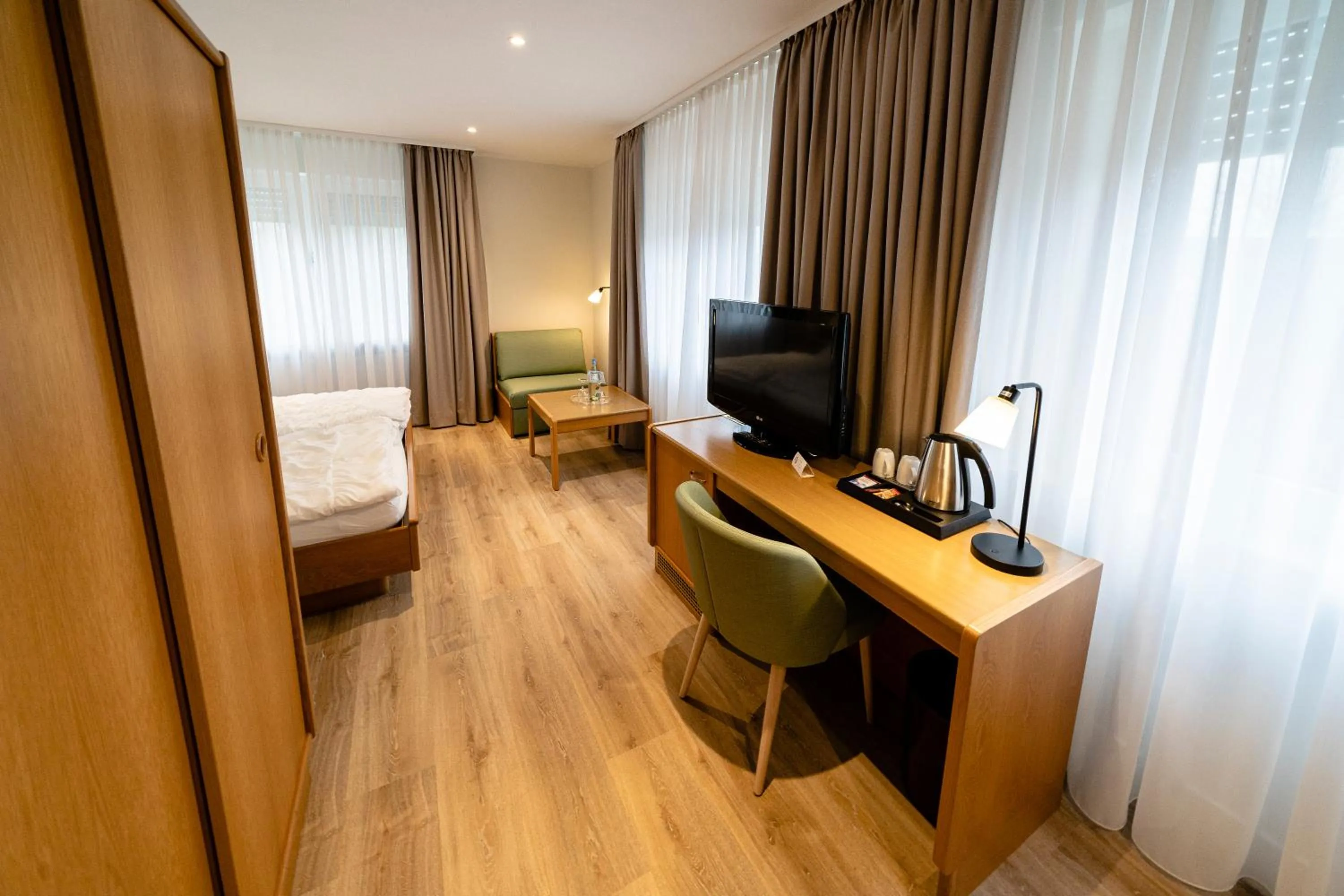 Photo of the whole room, Bed in Hotel Restaurant Kloppendiek