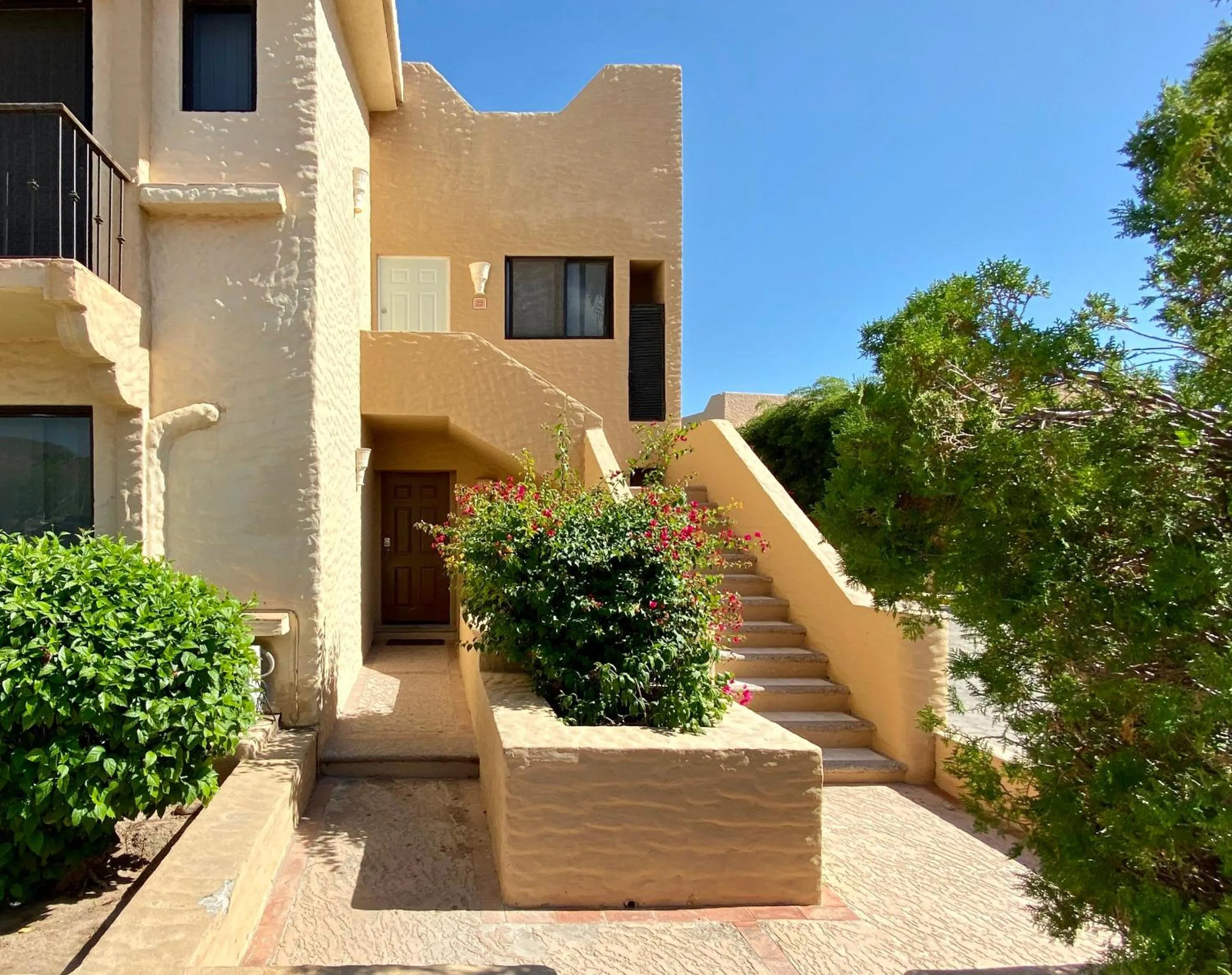 Property building in Villa en Marinaterra en seguida de Marina San Carlos