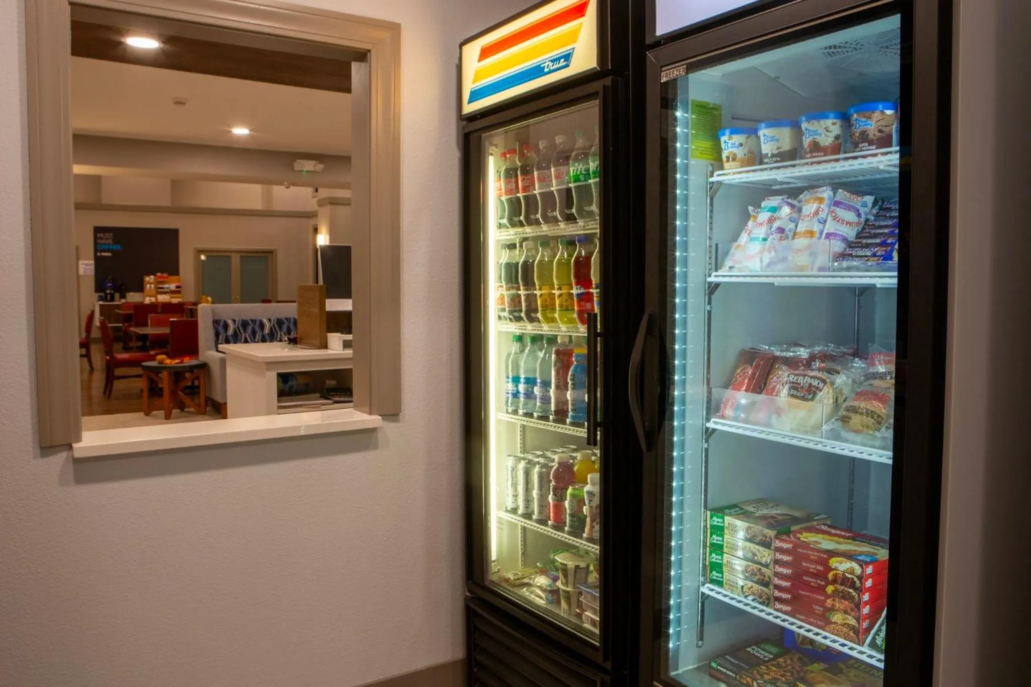 Photo of the whole room in Holiday Inn Express & Suites Sioux City-South by IHG