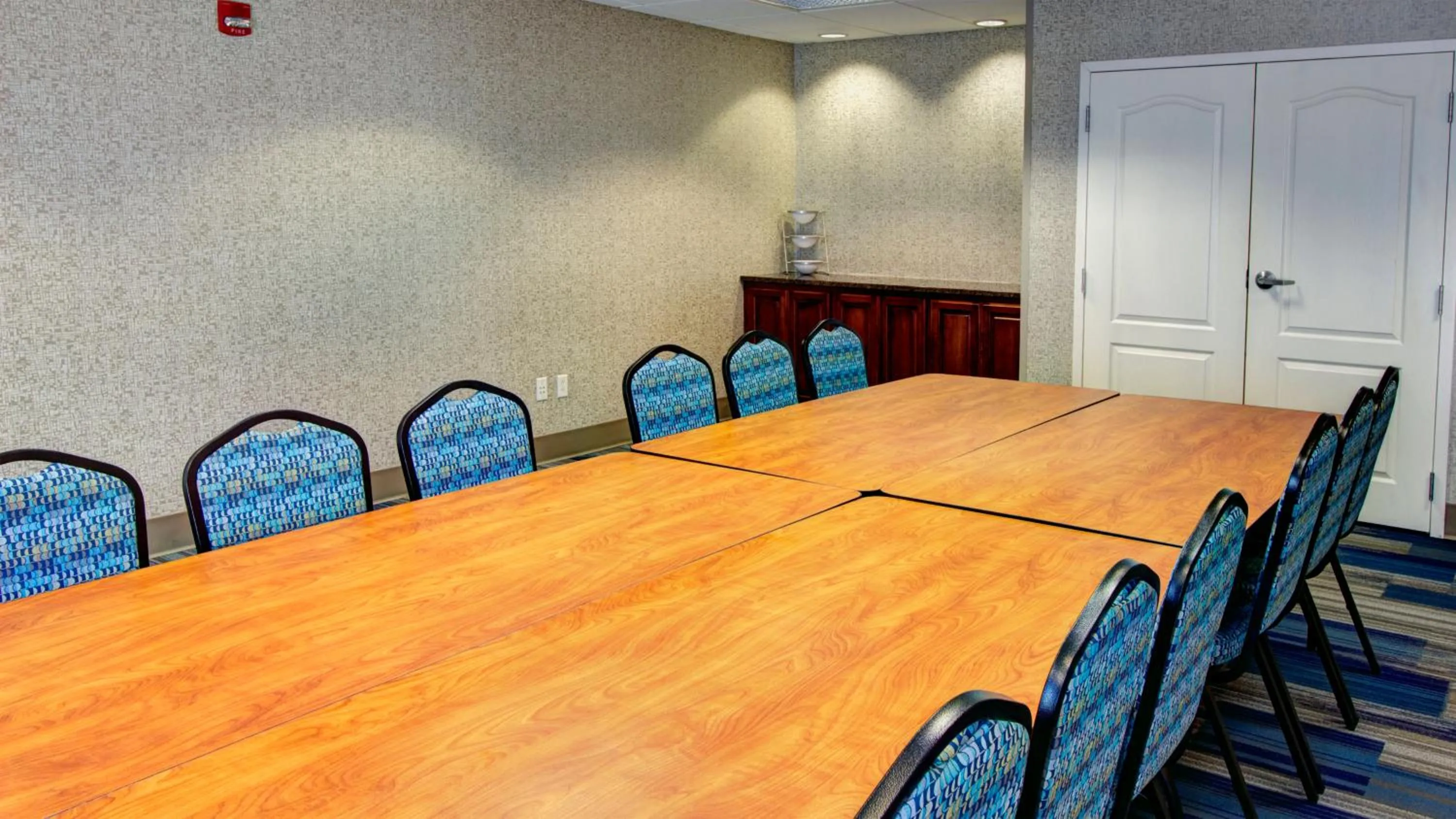 Meeting/conference room in Holiday Inn Express & Suites Sioux City-South by IHG