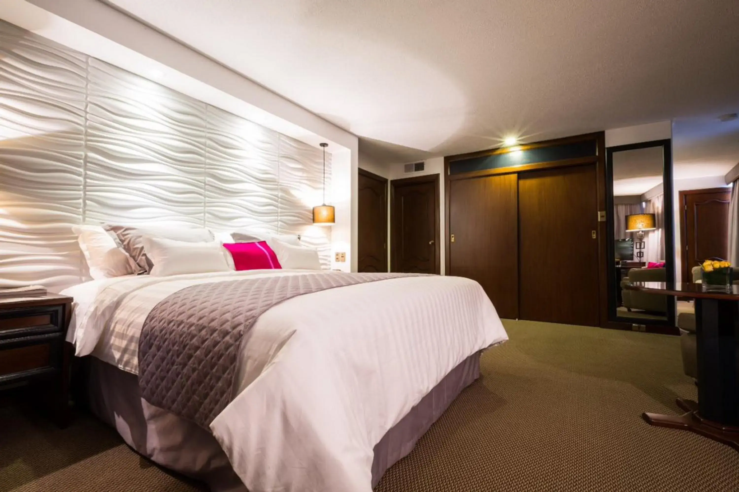 Bedroom, Bed in Hotel Presidente Bedroom, Bed in Hotel Presidente