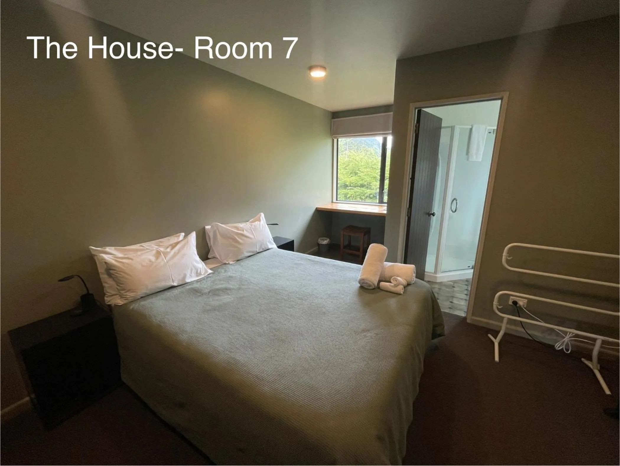 Bed in Arthur's Pass Motel & Lodge