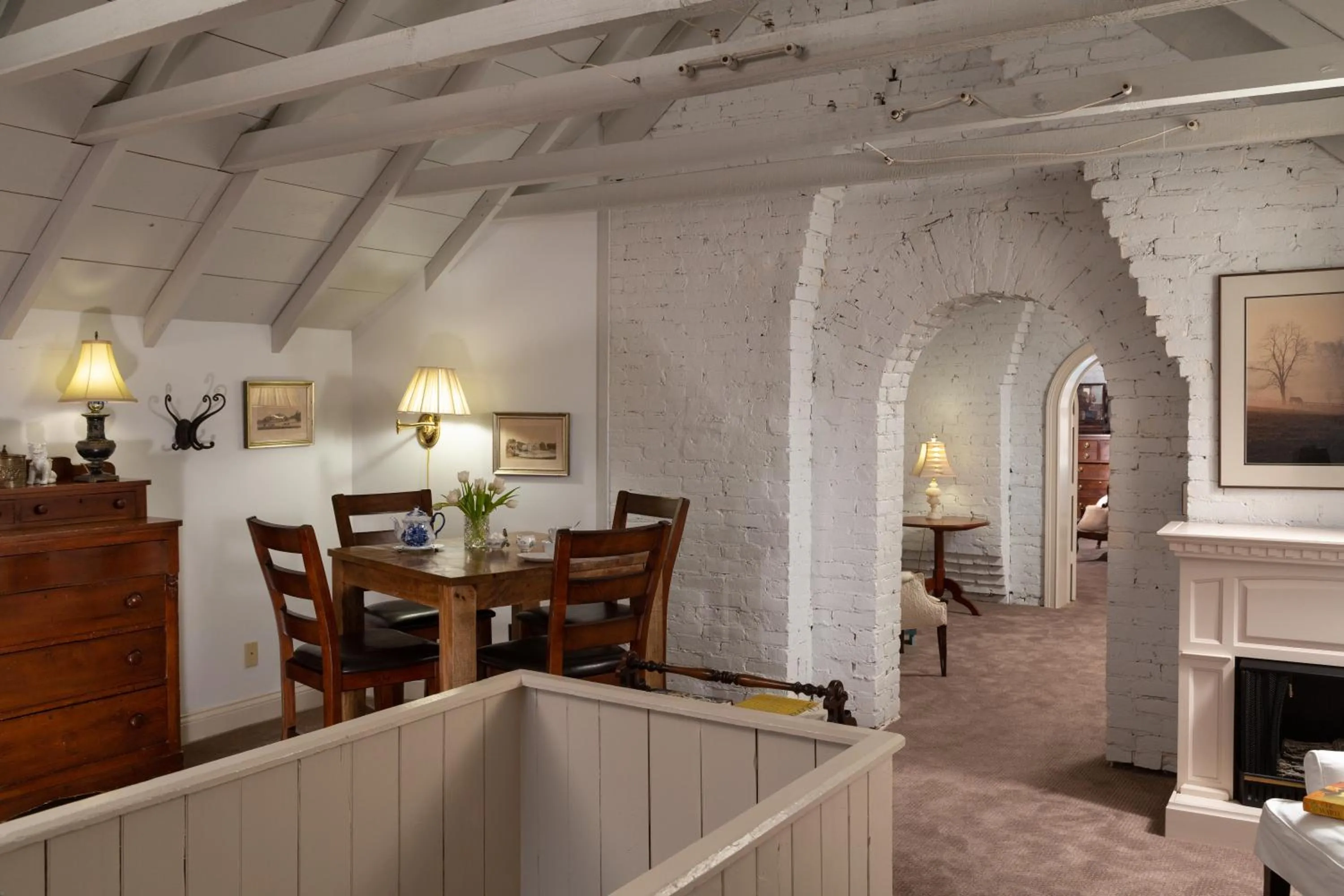 Living room in Inn at Woodhaven-In the Heart of the Bourbon Trail-Over 12 Distilleries Nearby