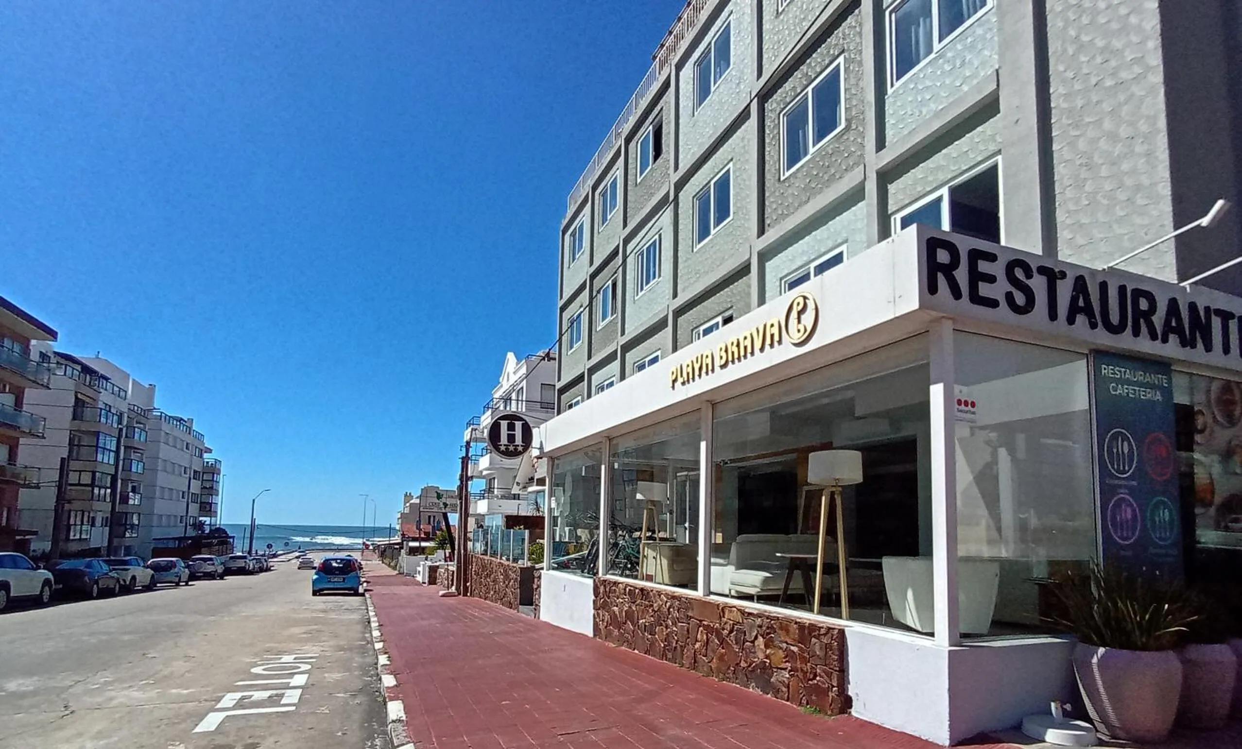 Property building in Hotel Playa Brava