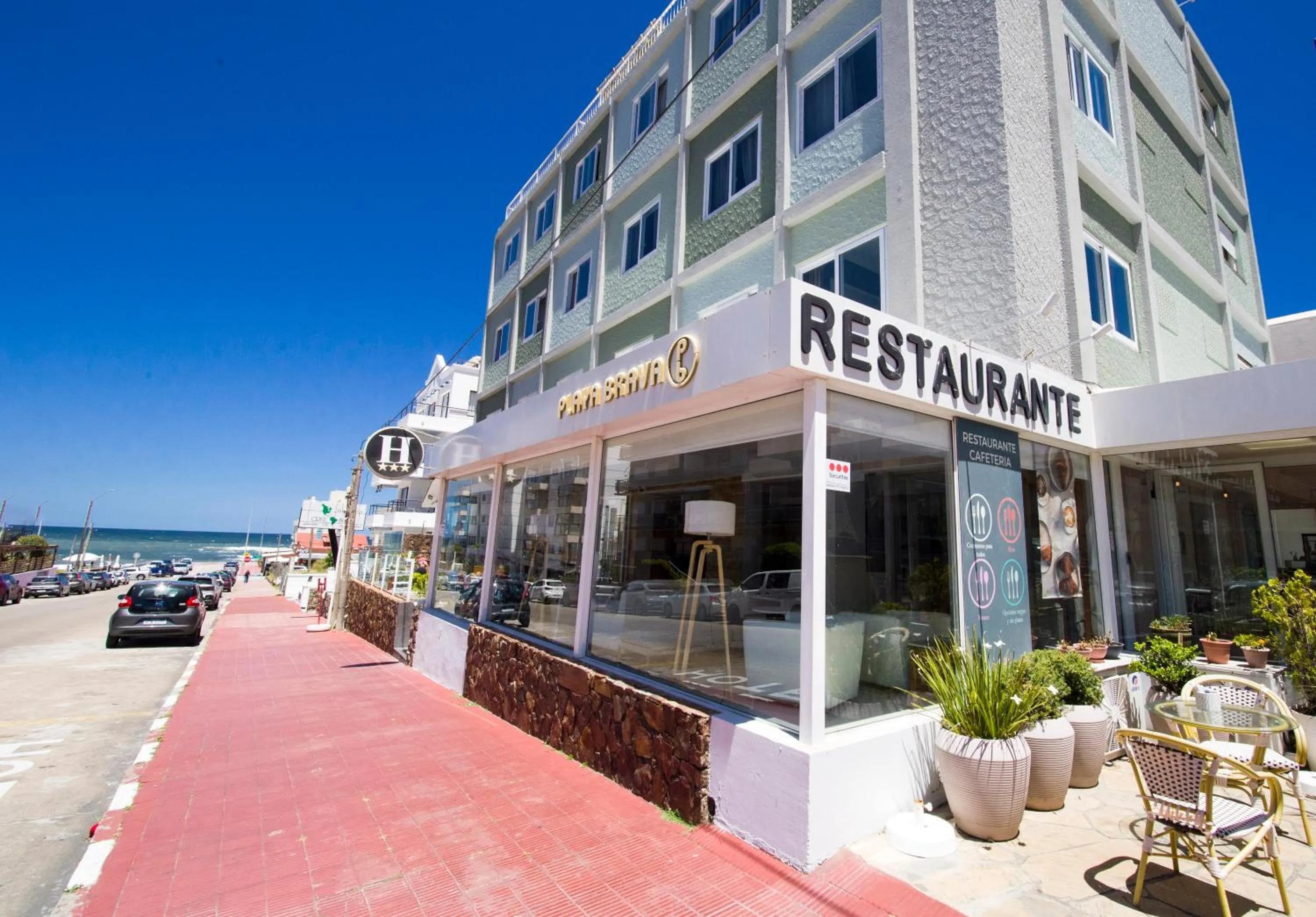 Property building in Hotel Playa Brava