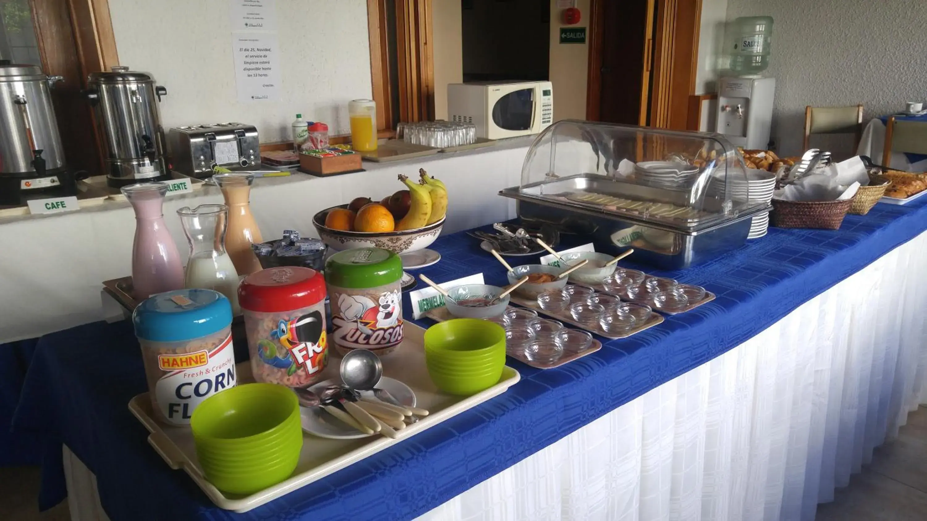 Breakfast in Hotel Argentina Breakfast in Hotel Argentina