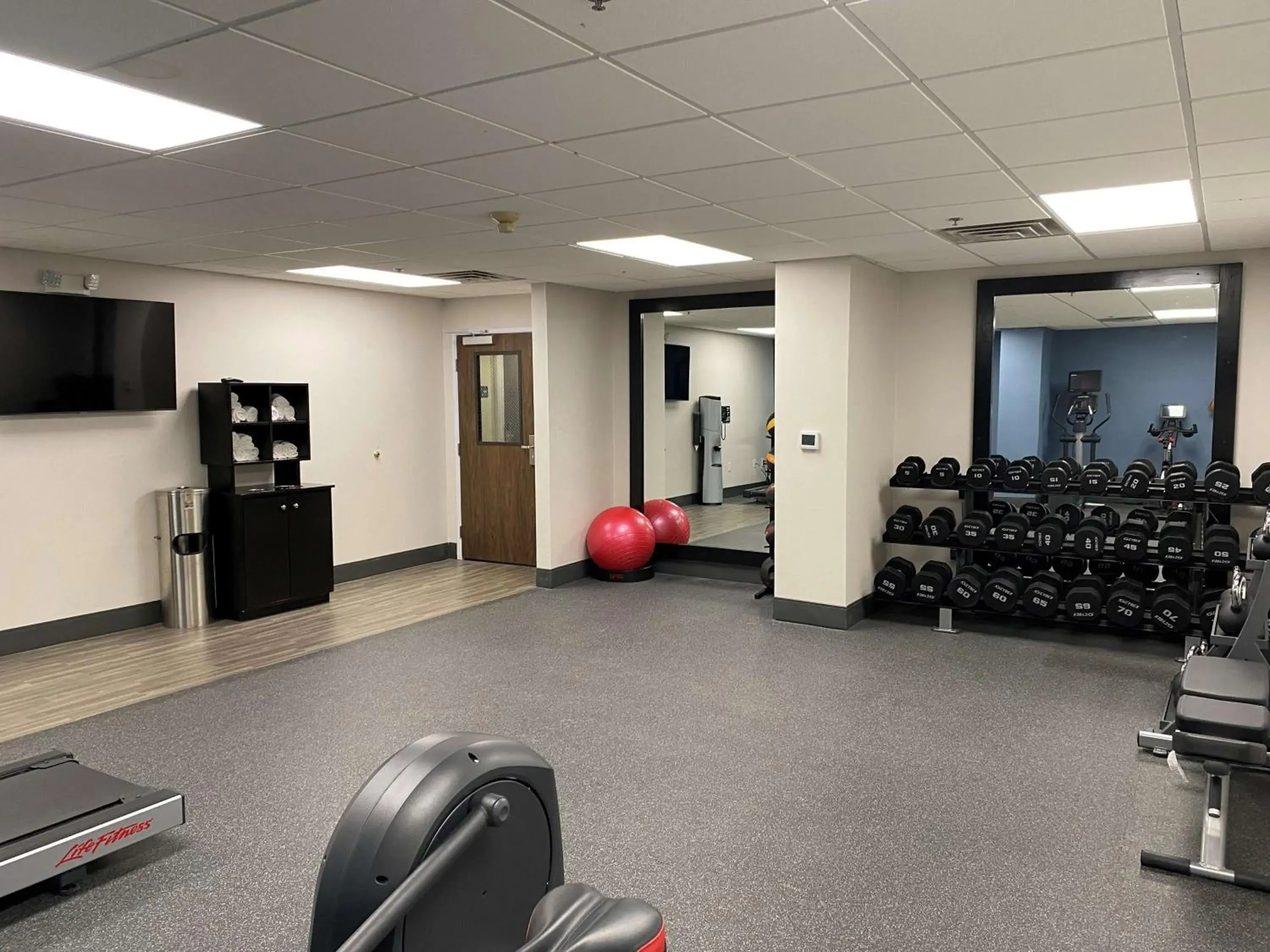 Fitness centre/facilities in Hampton Inn Ft. Chiswell-Max Meadows Fitness centre/facilities in Hampton Inn Ft. Chiswell-Max Meadows