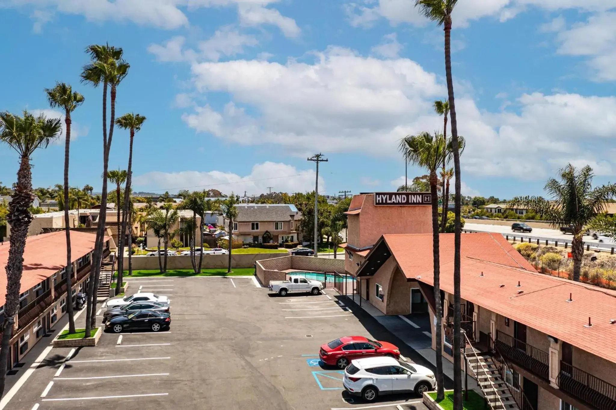 Property building in Hyland Inn near Legoland Property building in Hyland Inn near Legoland