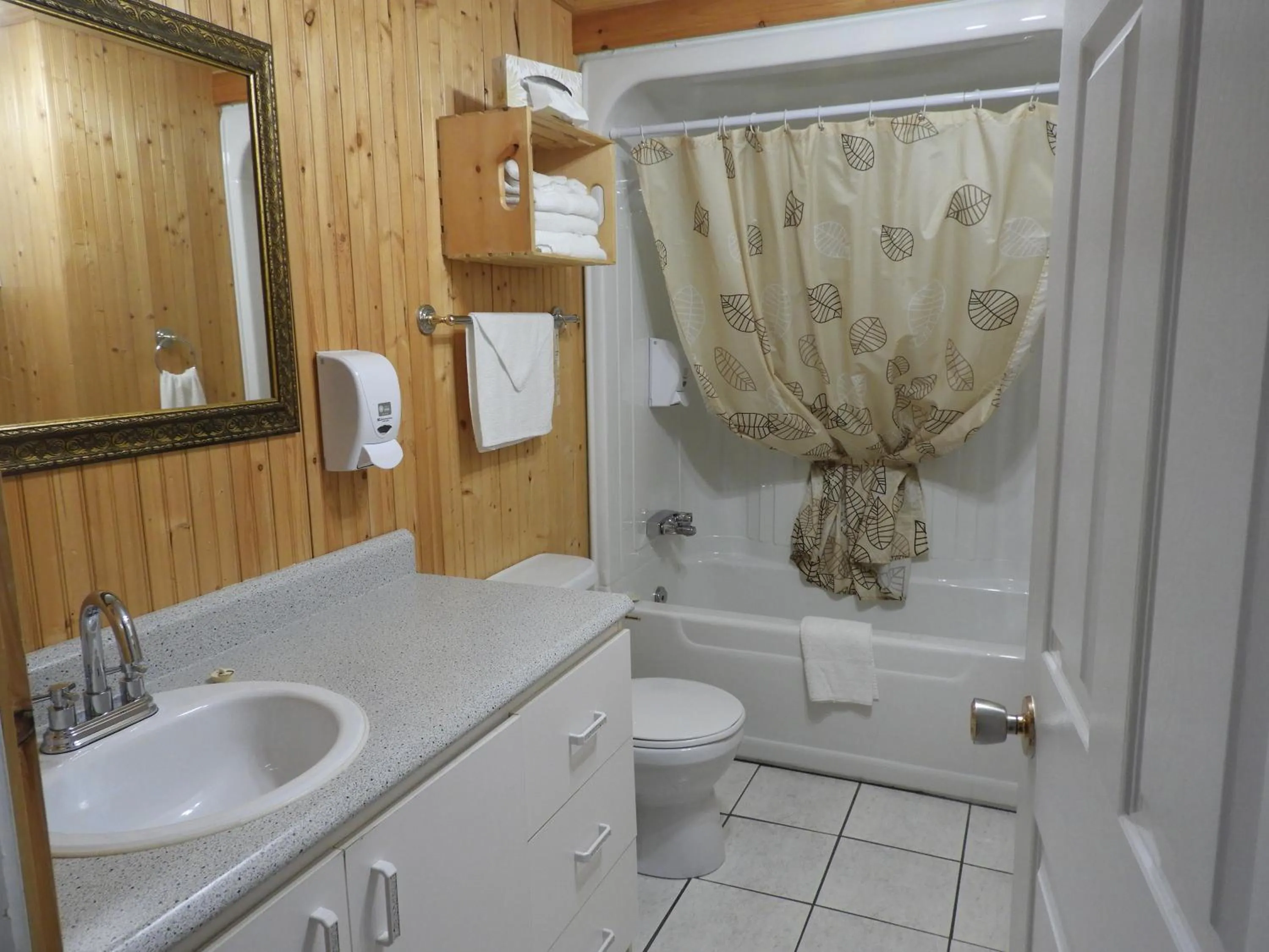 Hôtel Sous la Croix 152725