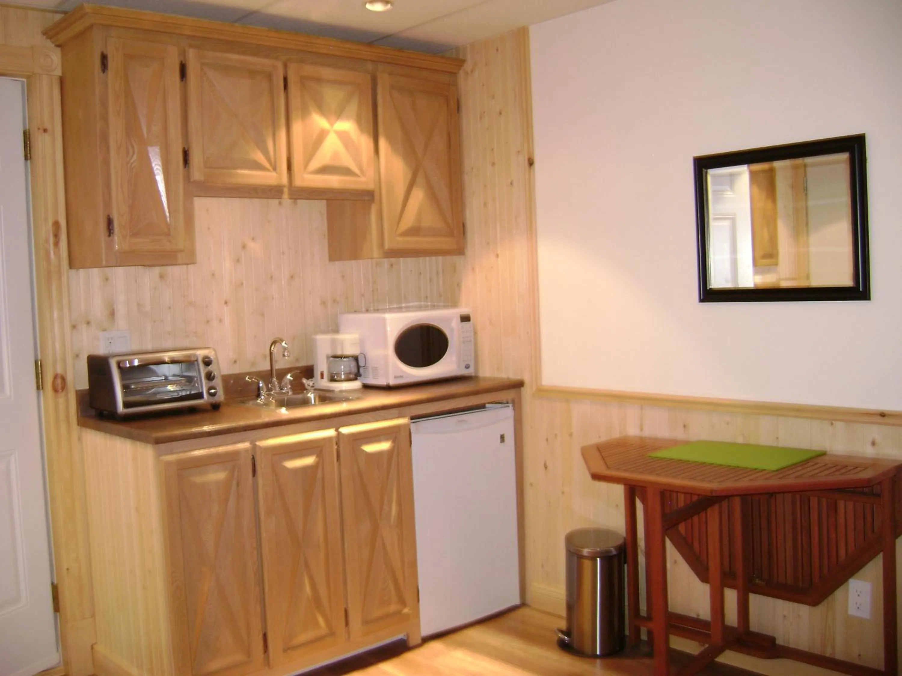 Kitchen or kitchenette in Hôtel Sous la Croix 152725