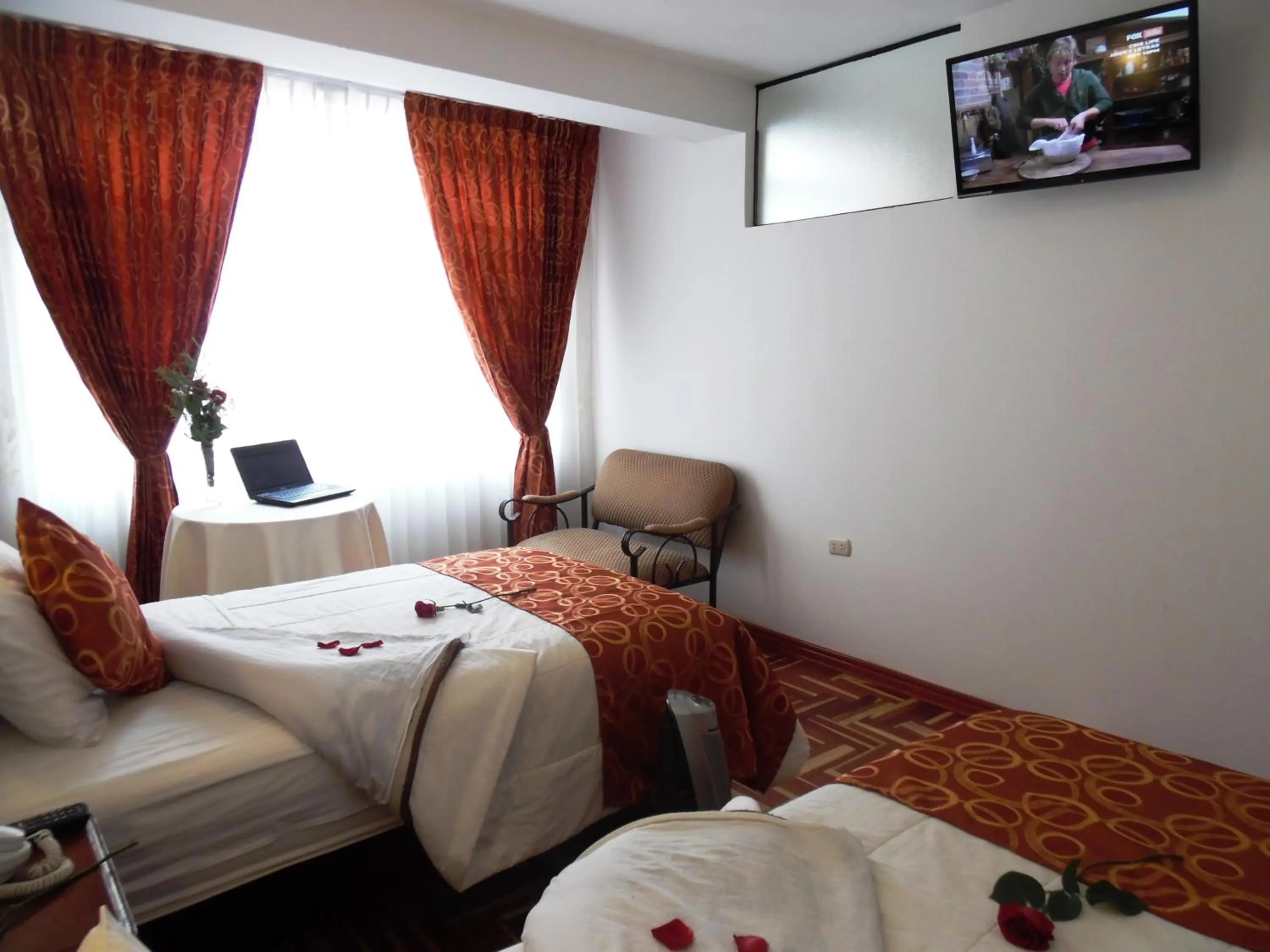 Garden view, Bed in Hotel Puno Terra