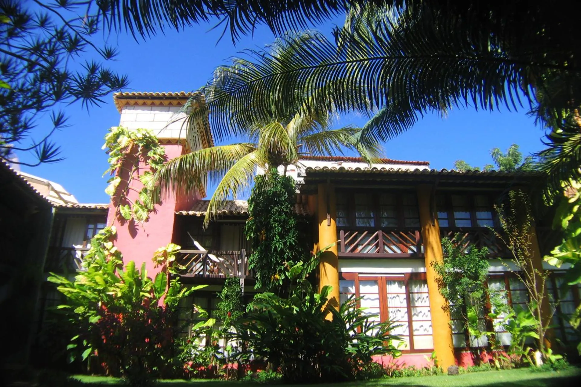 Facade/entrance in Pousada Dos Artistas