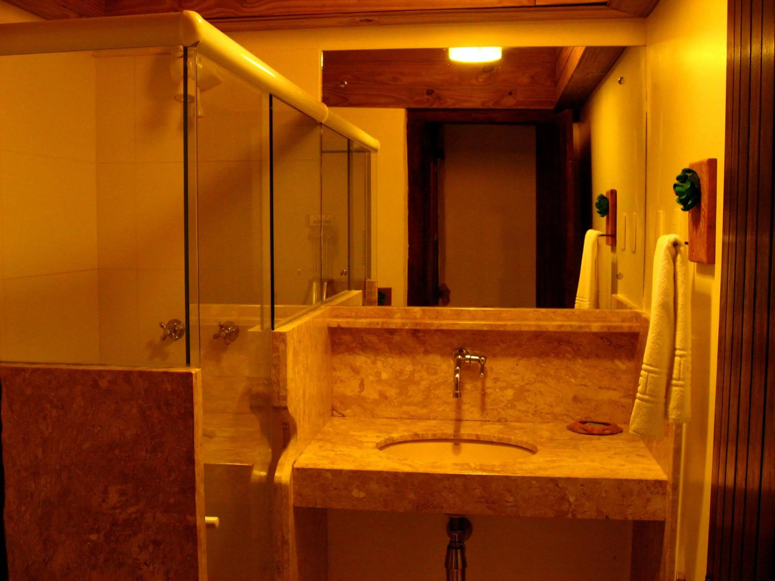 Bathroom in Pousada Dos Artistas