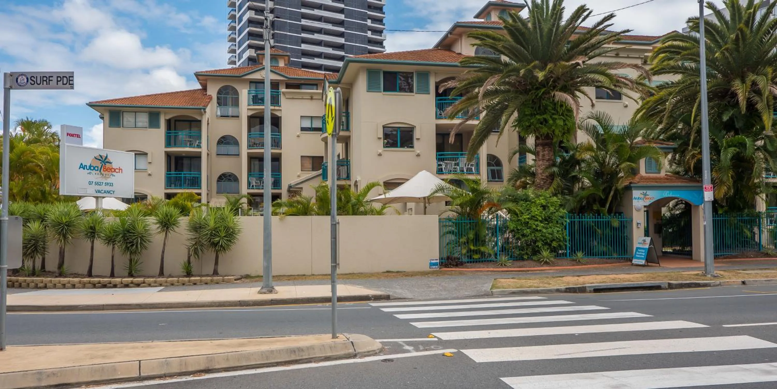 Facade/entrance in Aruba Beach Resort