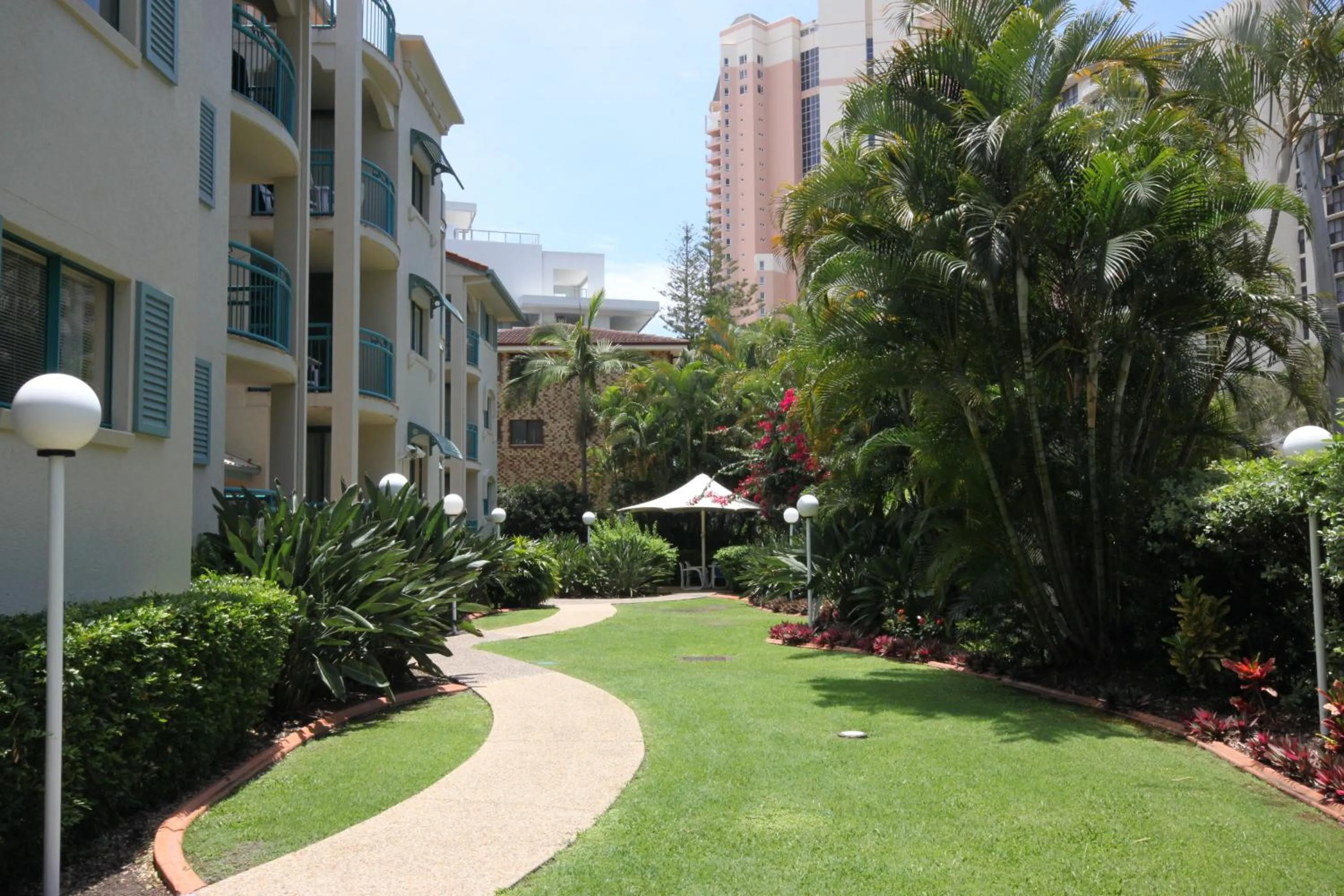 Garden in Aruba Beach Resort