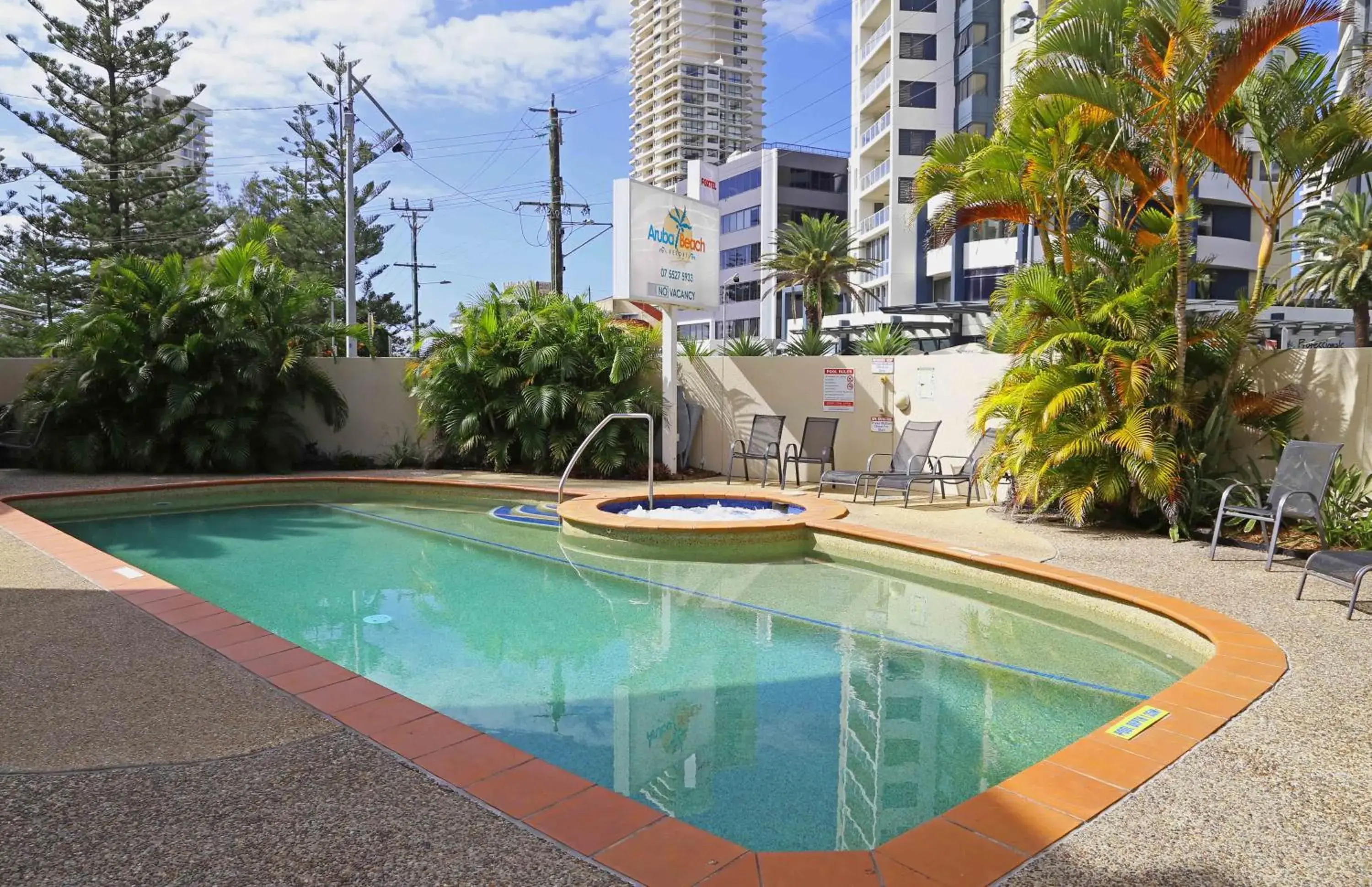 Swimming pool in Aruba Beach Resort Swimming pool in Aruba Beach Resort