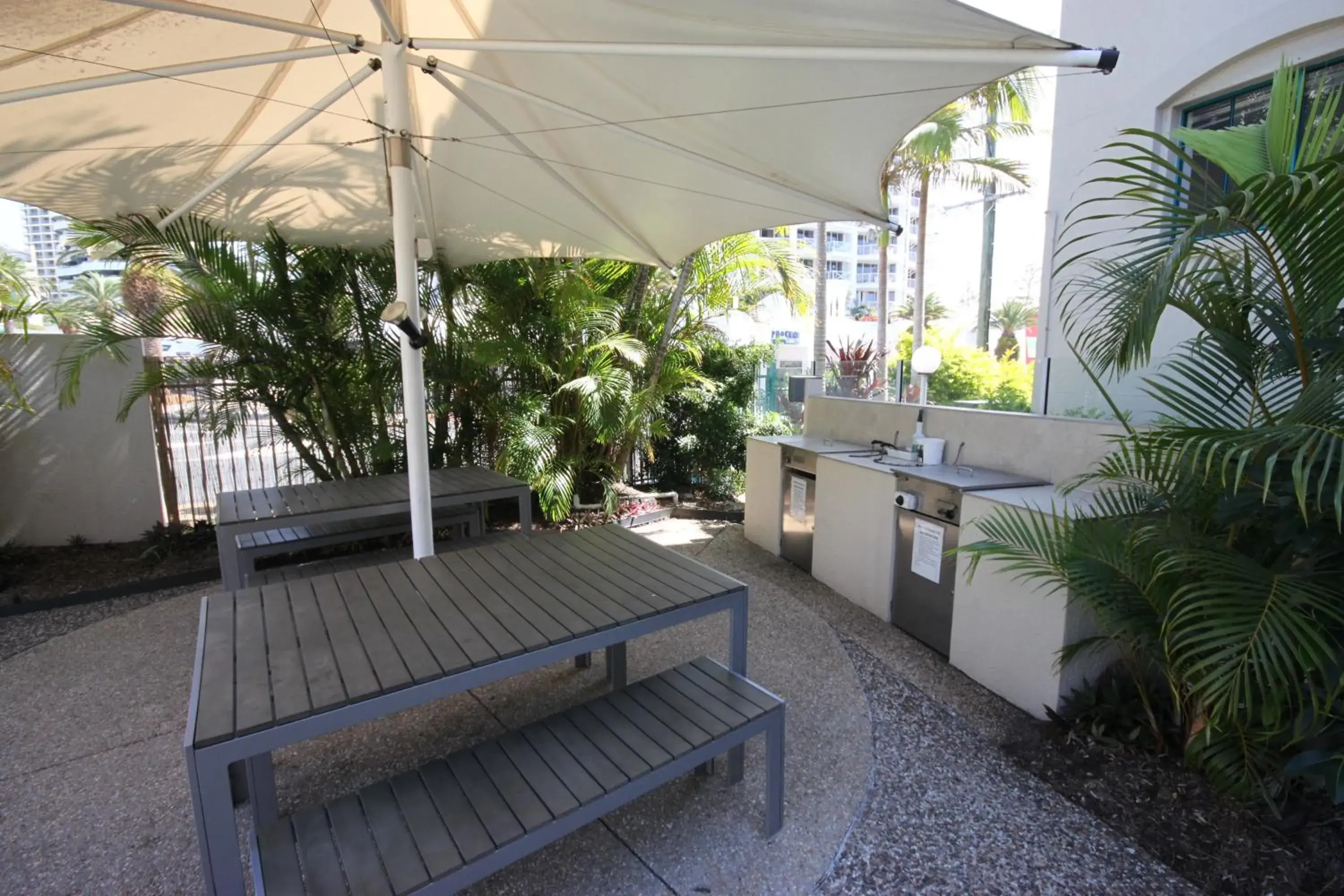 Facade/entrance in Aruba Beach Resort Facade/entrance in Aruba Beach Resort