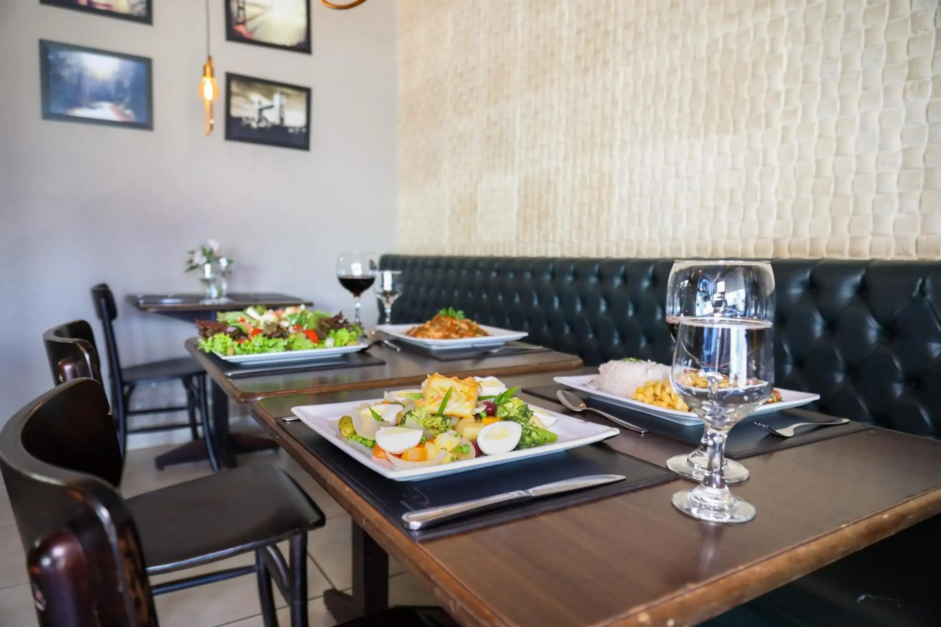 Restaurant/places to eat in Golden Tulip Goiania Address Restaurant/places to eat in Golden Tulip Goiania Address