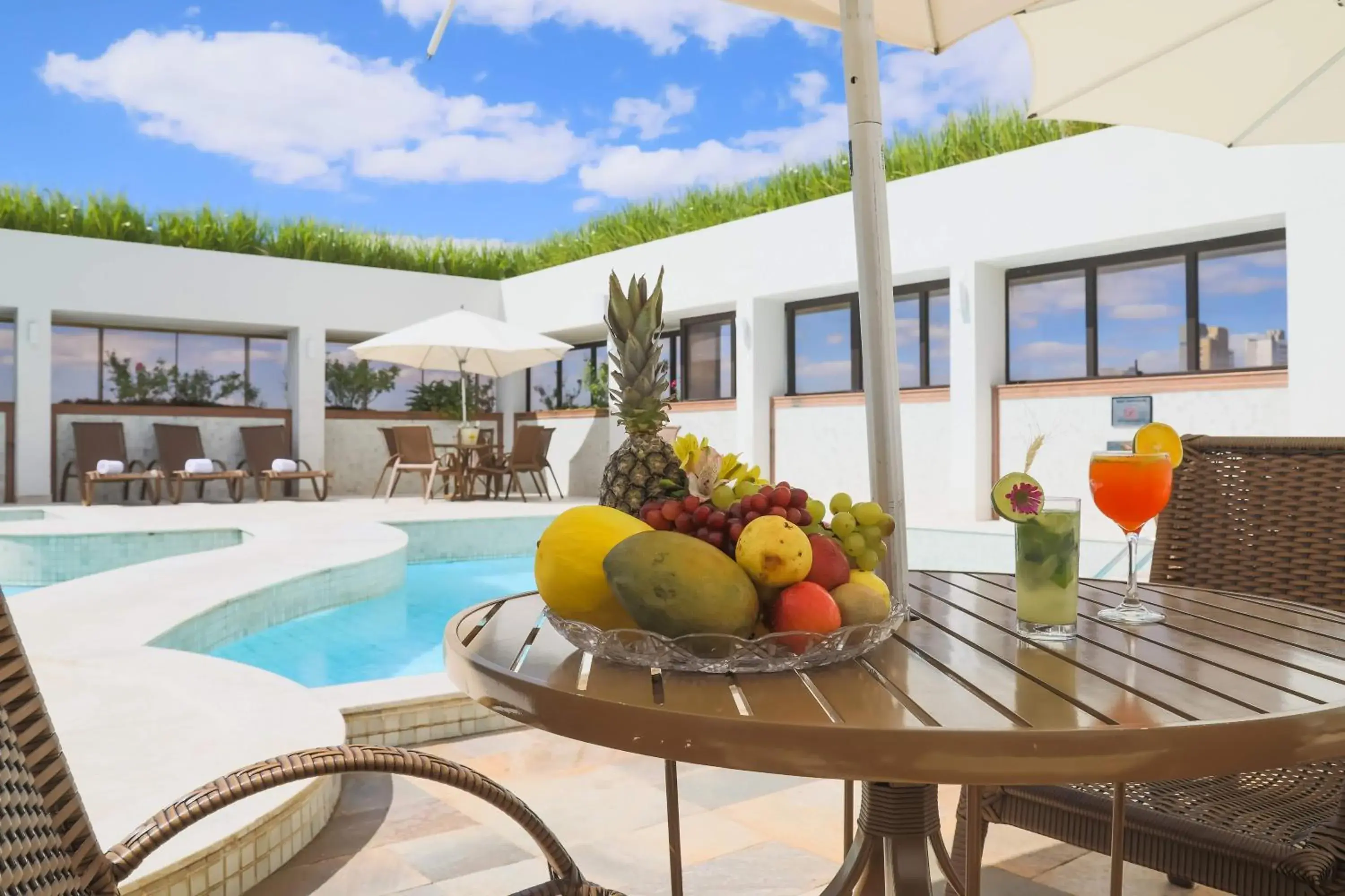 Swimming pool in Golden Tulip Goiania Address Swimming pool in Golden Tulip Goiania Address