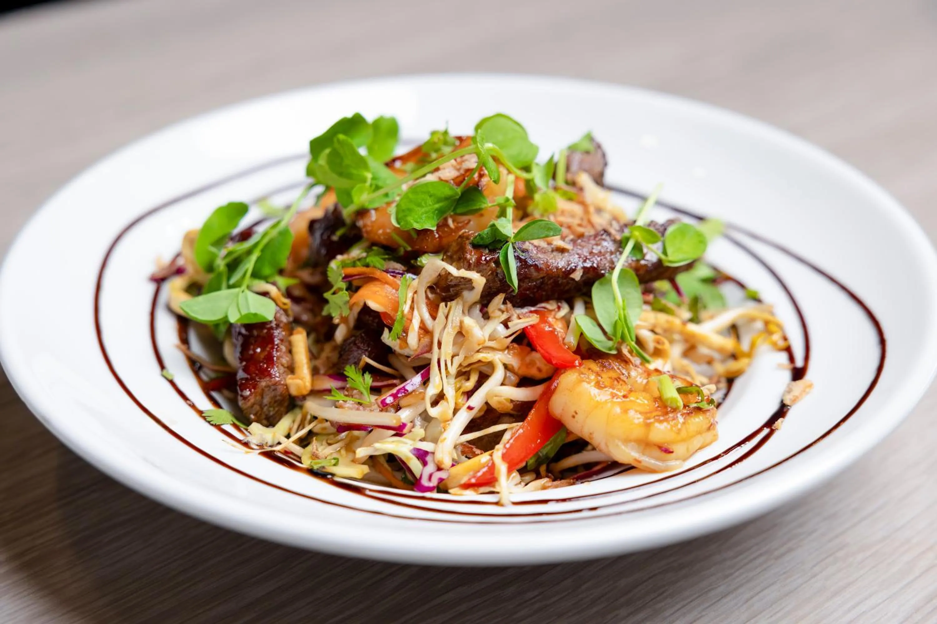 Restaurant/places to eat in Airport Gateway Hotel