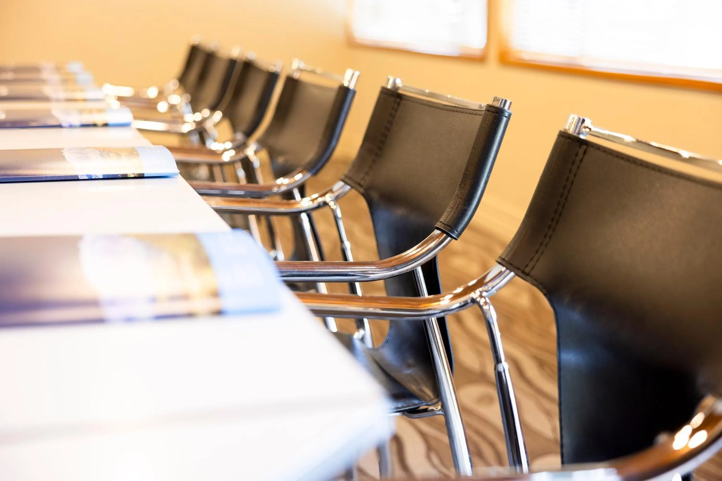 Coffee/tea facilities in Airport Gateway Hotel
