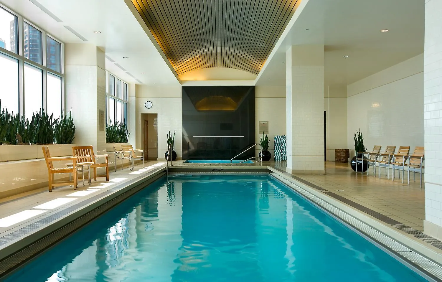  in Embassy Suites by Hilton Chicago Downtown Magnificent Mile