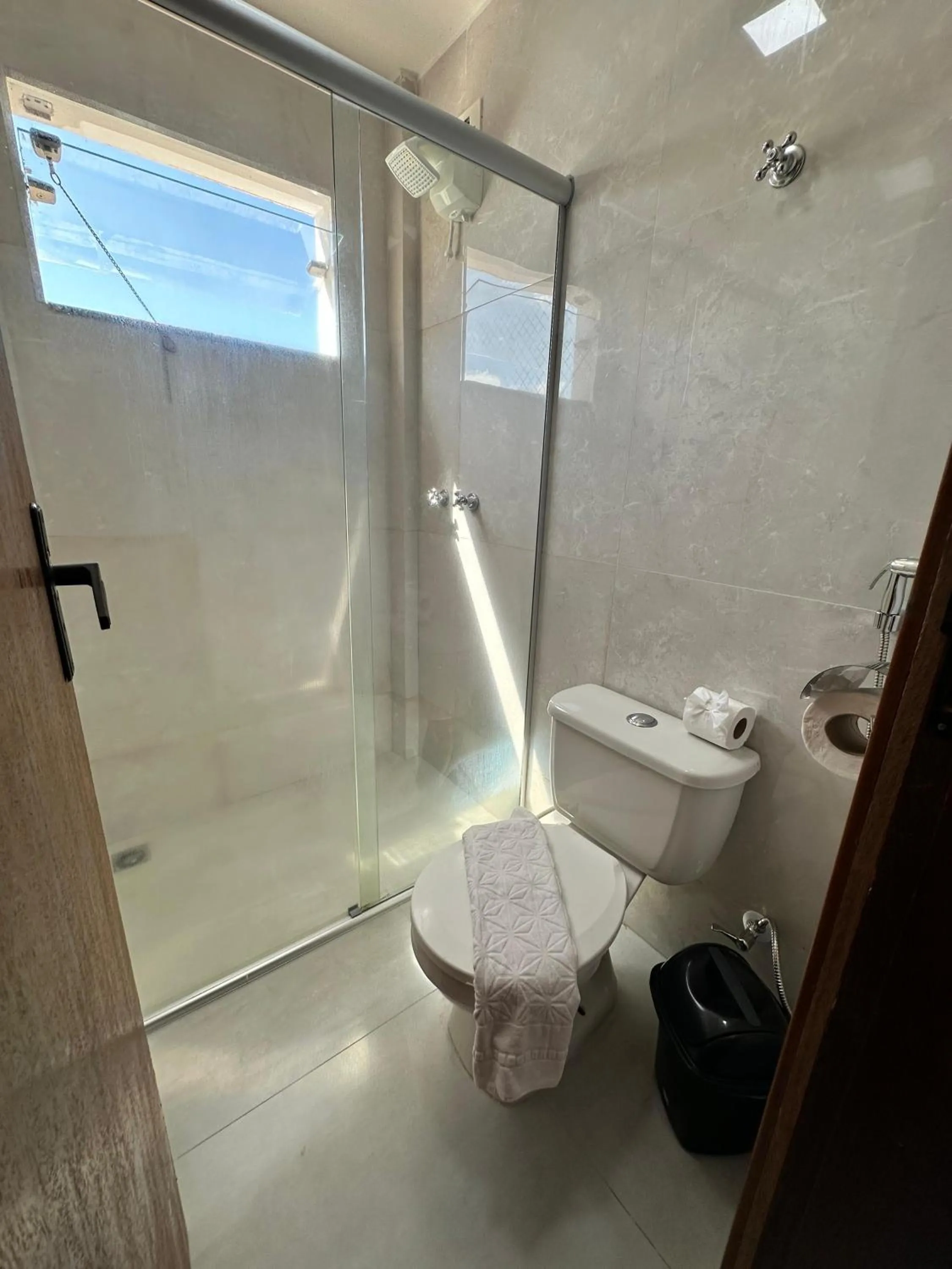Bathroom in Flat em Condomínio Mont Sião