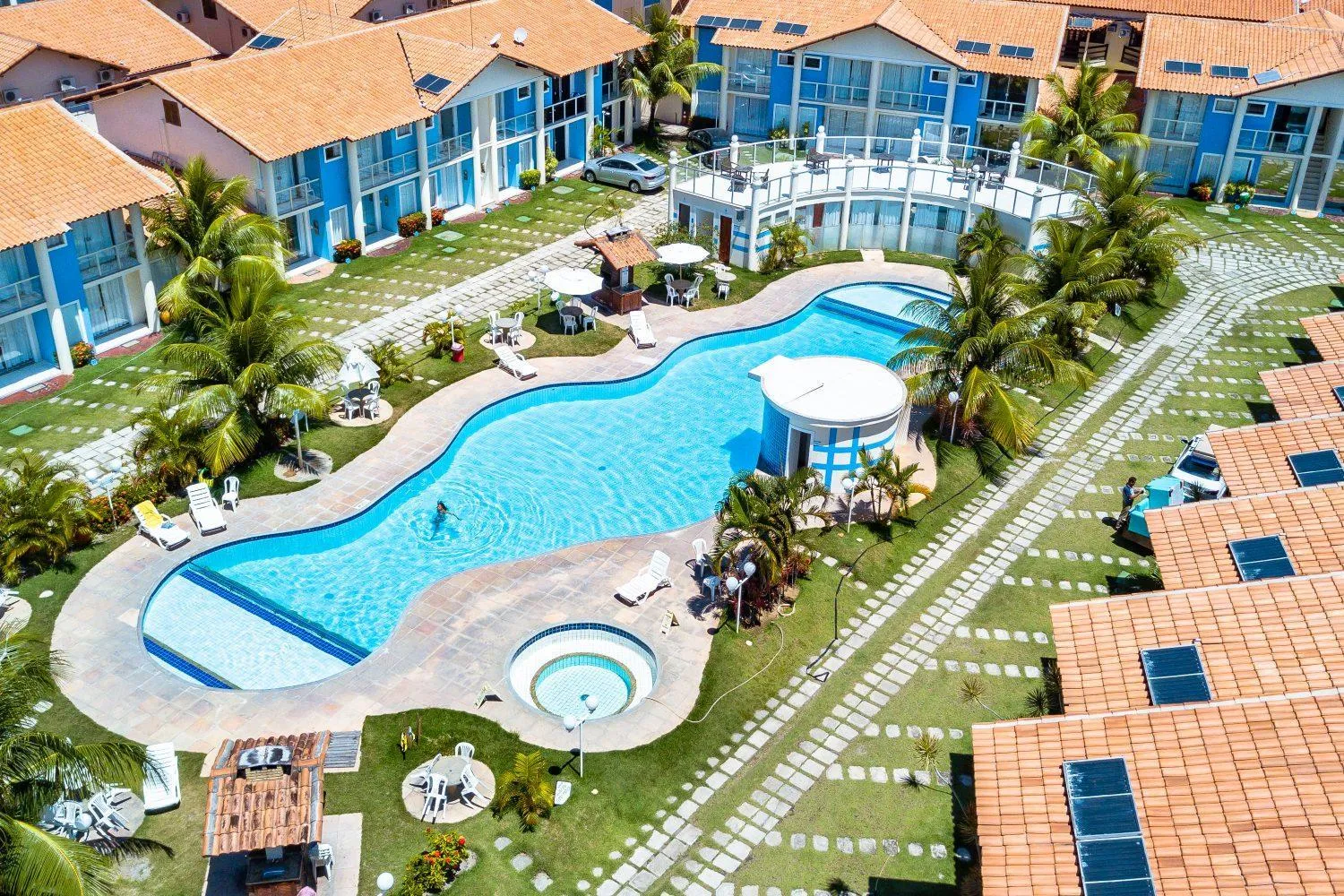 Swimming pool in Flat em Condomínio Mont Sião