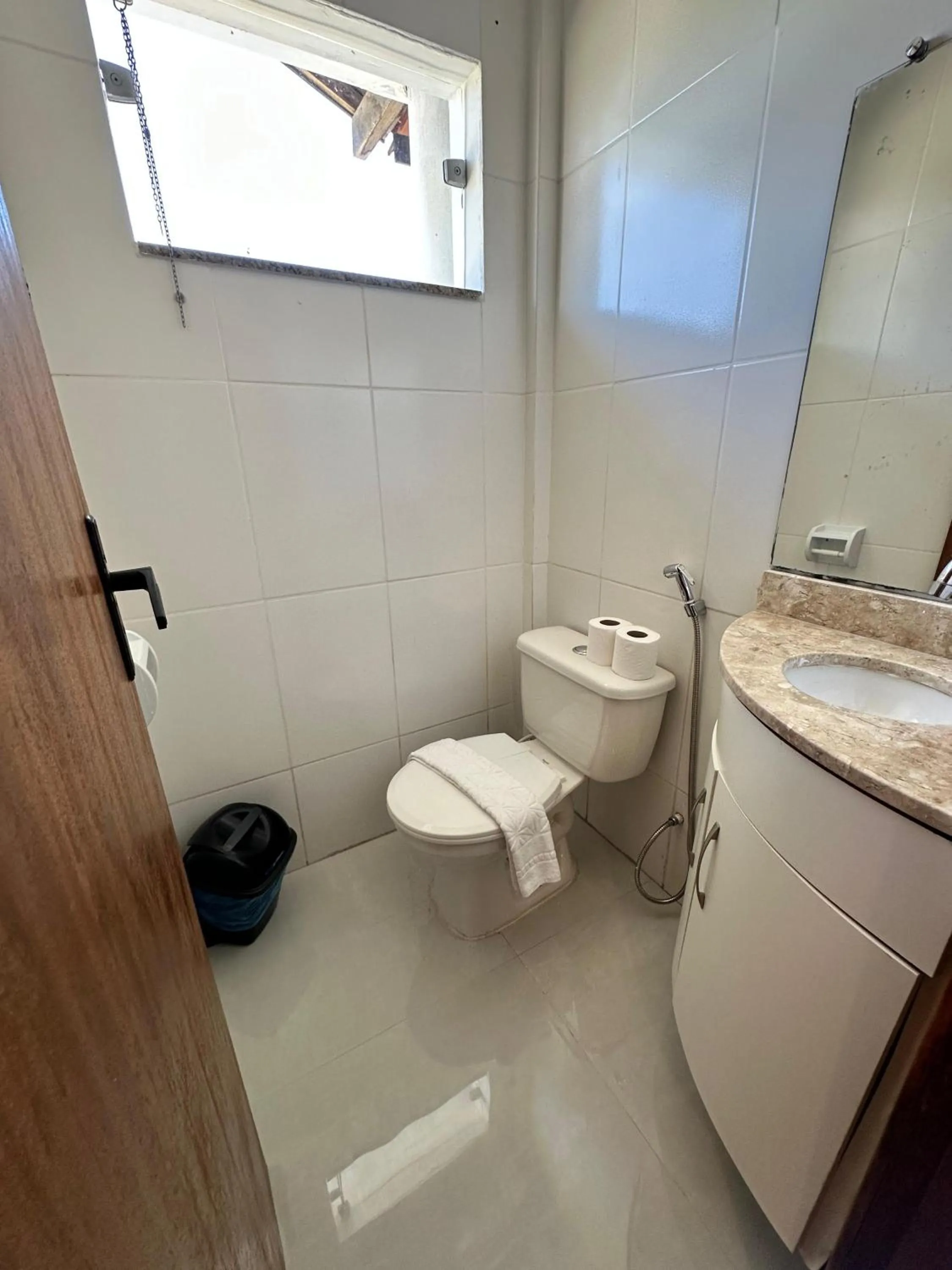 Bathroom in Flat em Condomínio Mont Sião