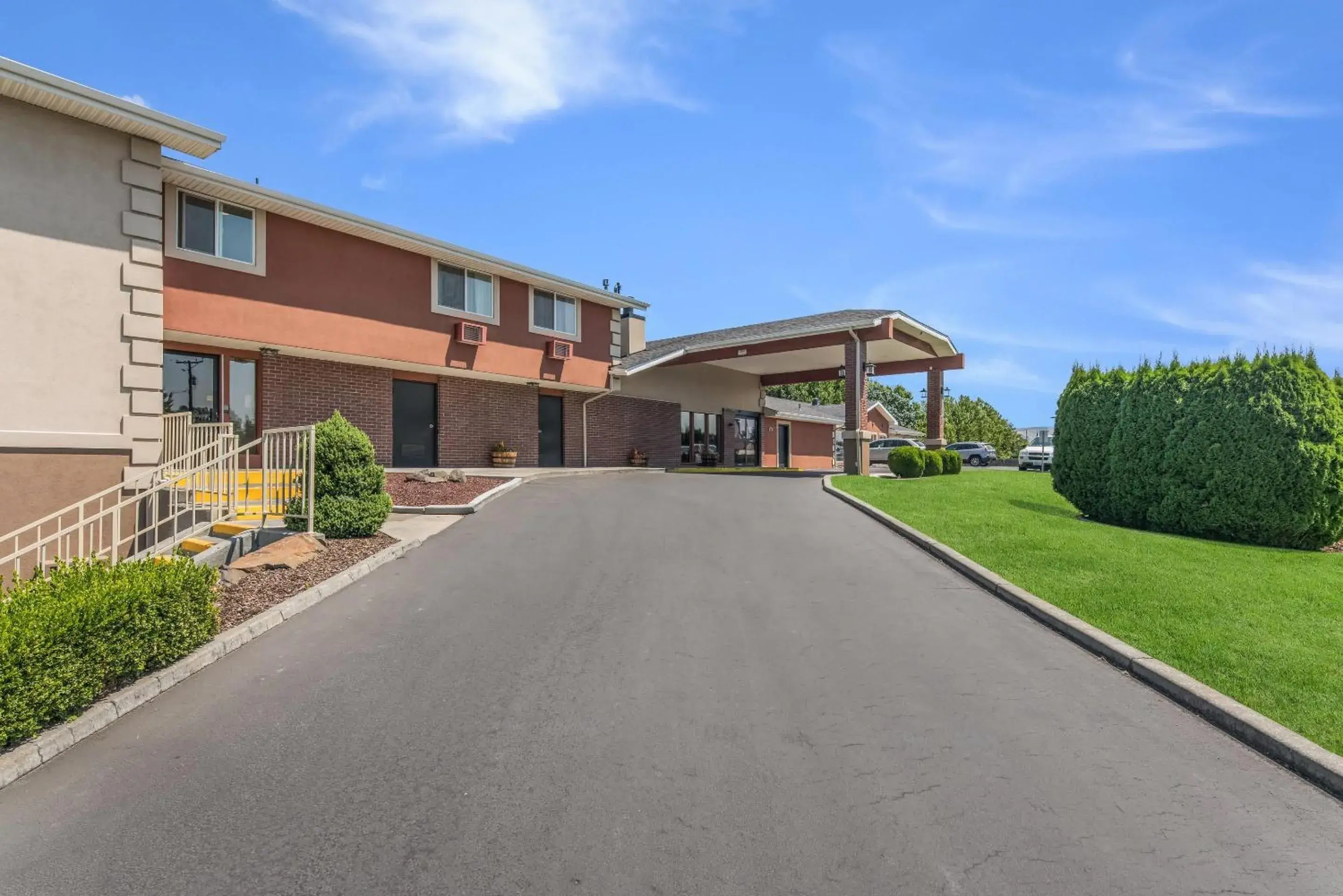 Property building in Quality Inn & Suites Downtown Walla Walla Property building in Quality Inn & Suites Downtown Walla Walla