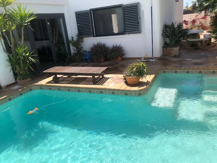 villa cinco palmas