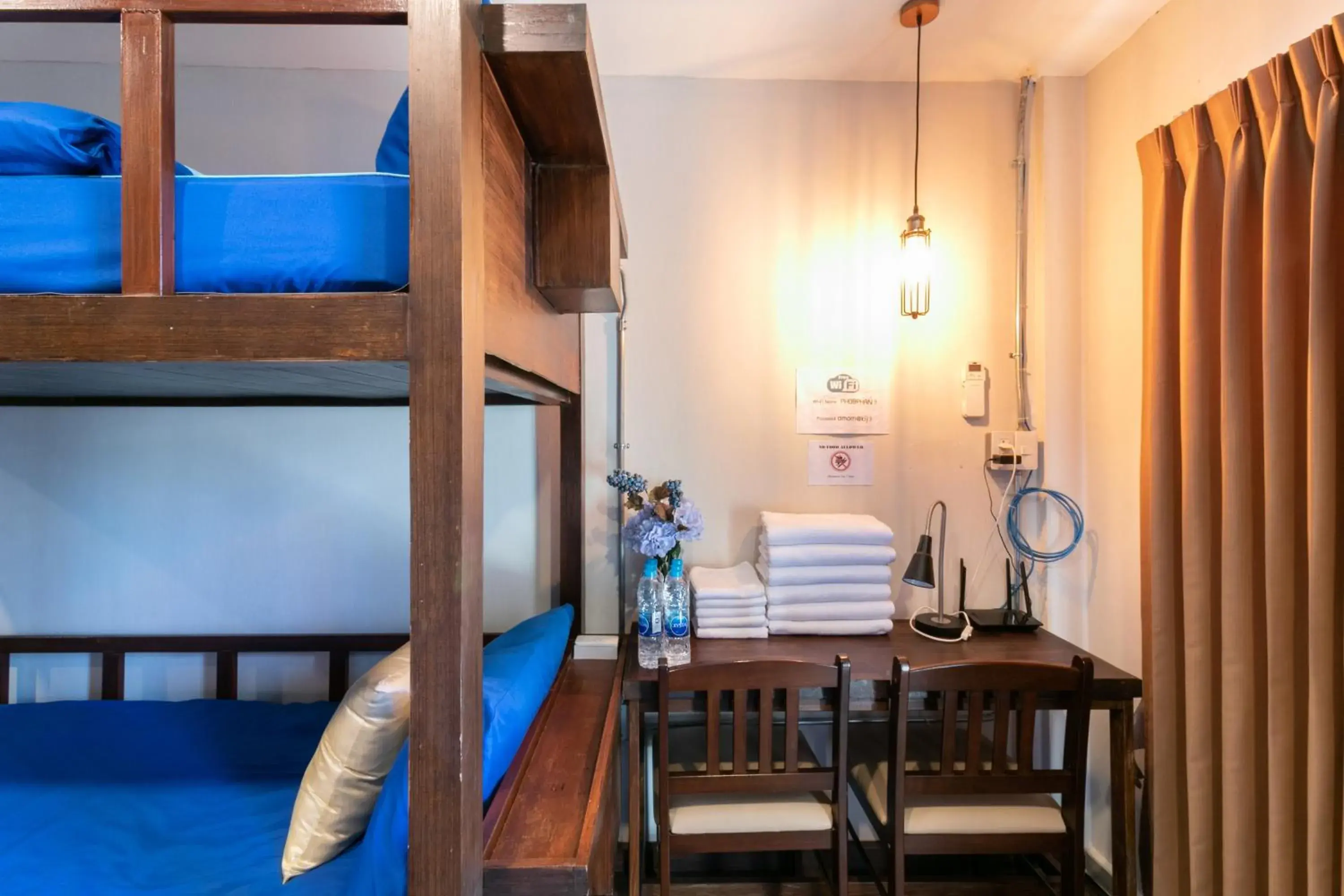 Family Room with Private Bathroom in Phobphan Hostel Family Room with Private Bathroom in Phobphan Hostel