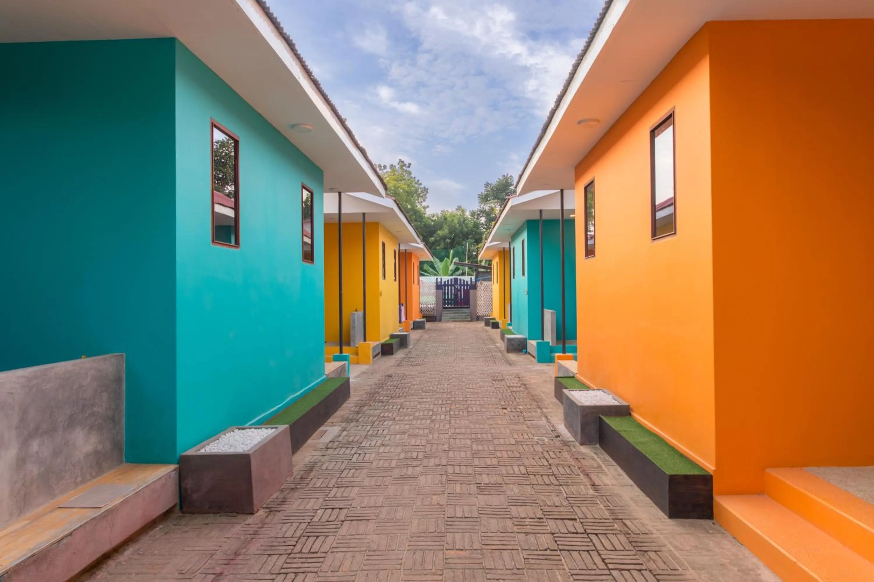 Property building in Ostello Bello Bagan Pool