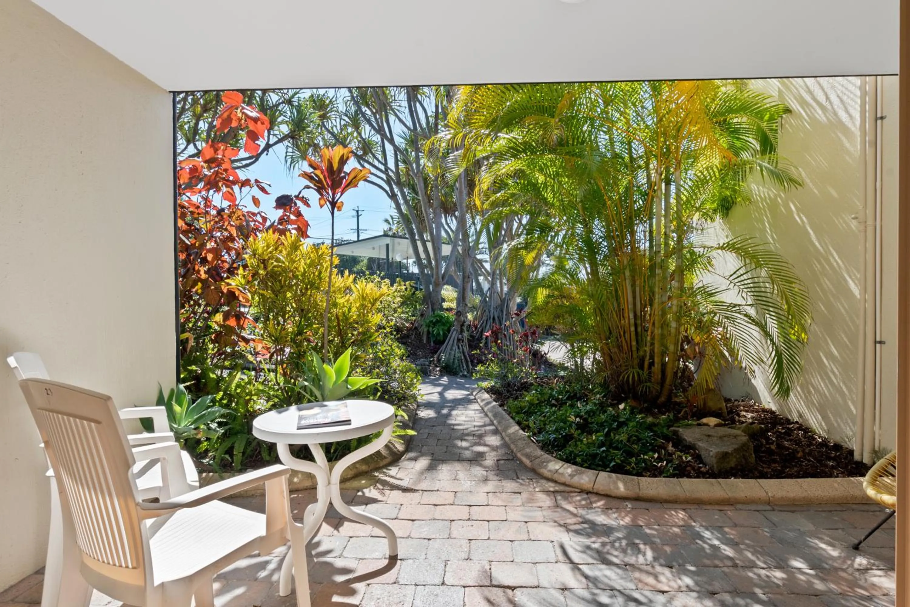 Garden view in Beach Breakers Resort