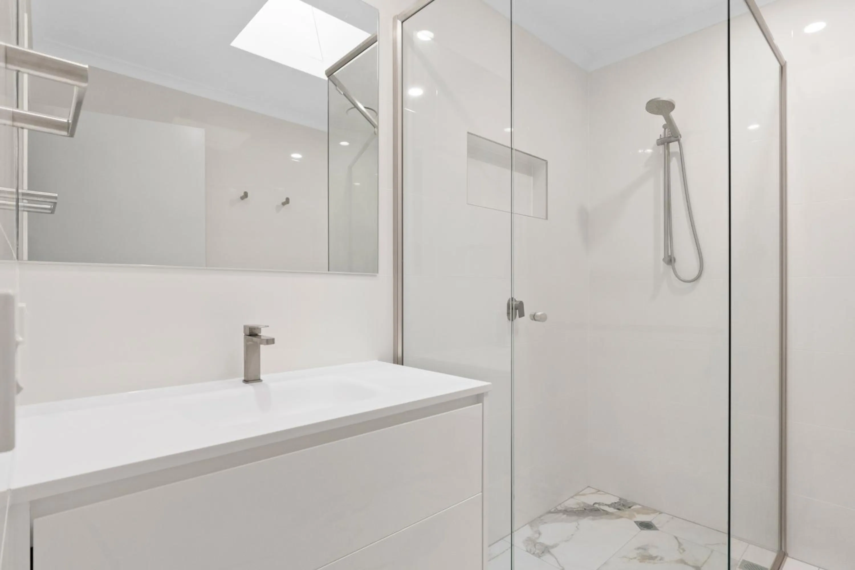 Bathroom in Beach Breakers Resort