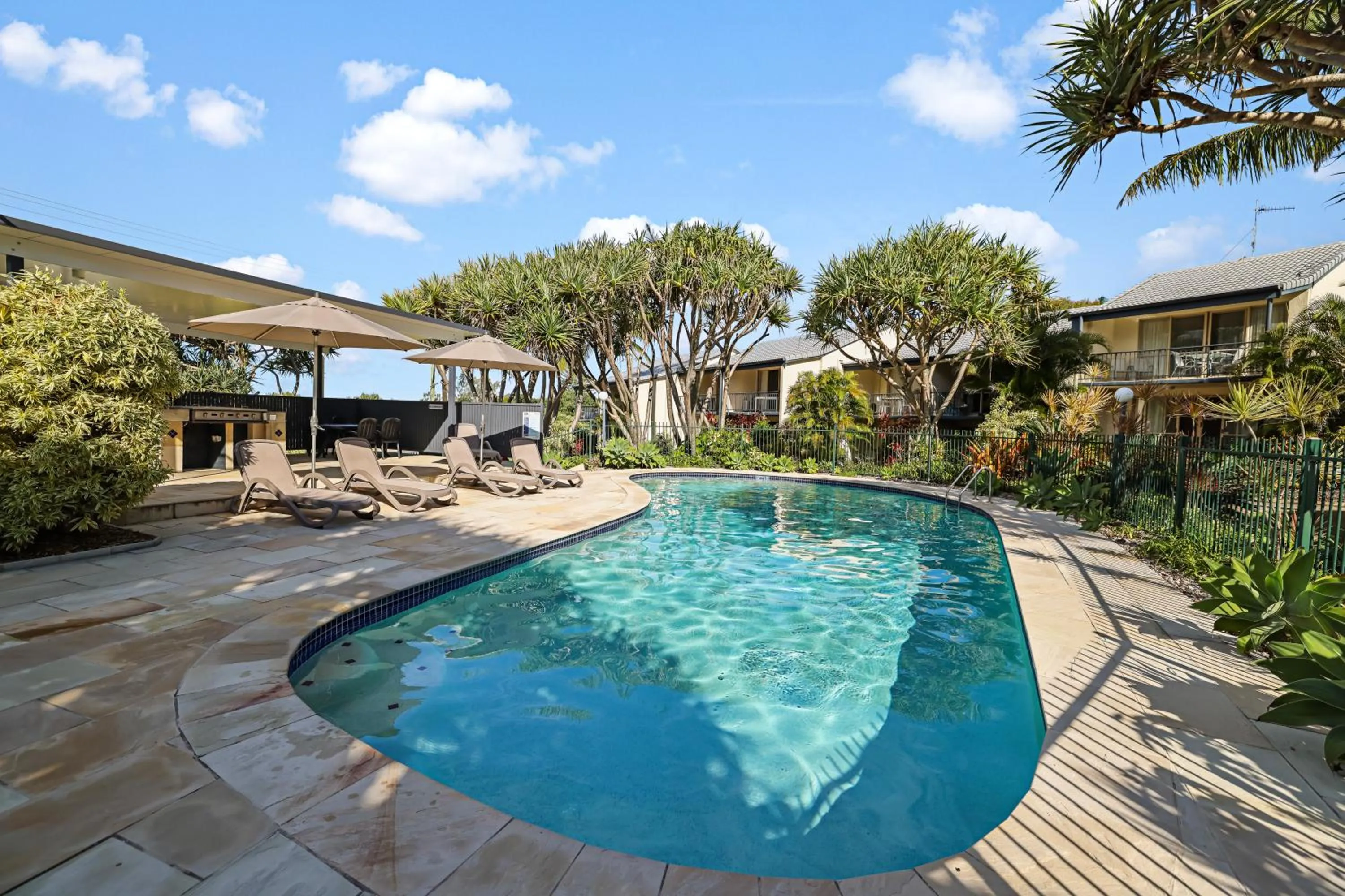 Swimming pool in Beach Breakers Resort