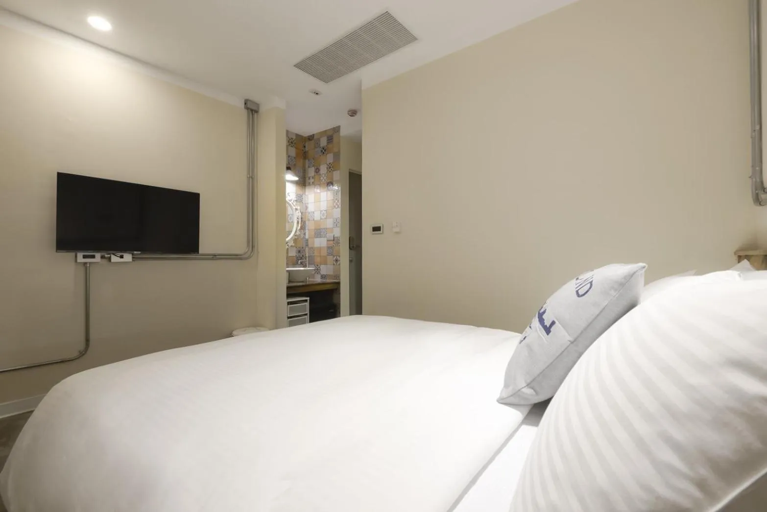 Photo of the whole room, Bed in Napas Hotel