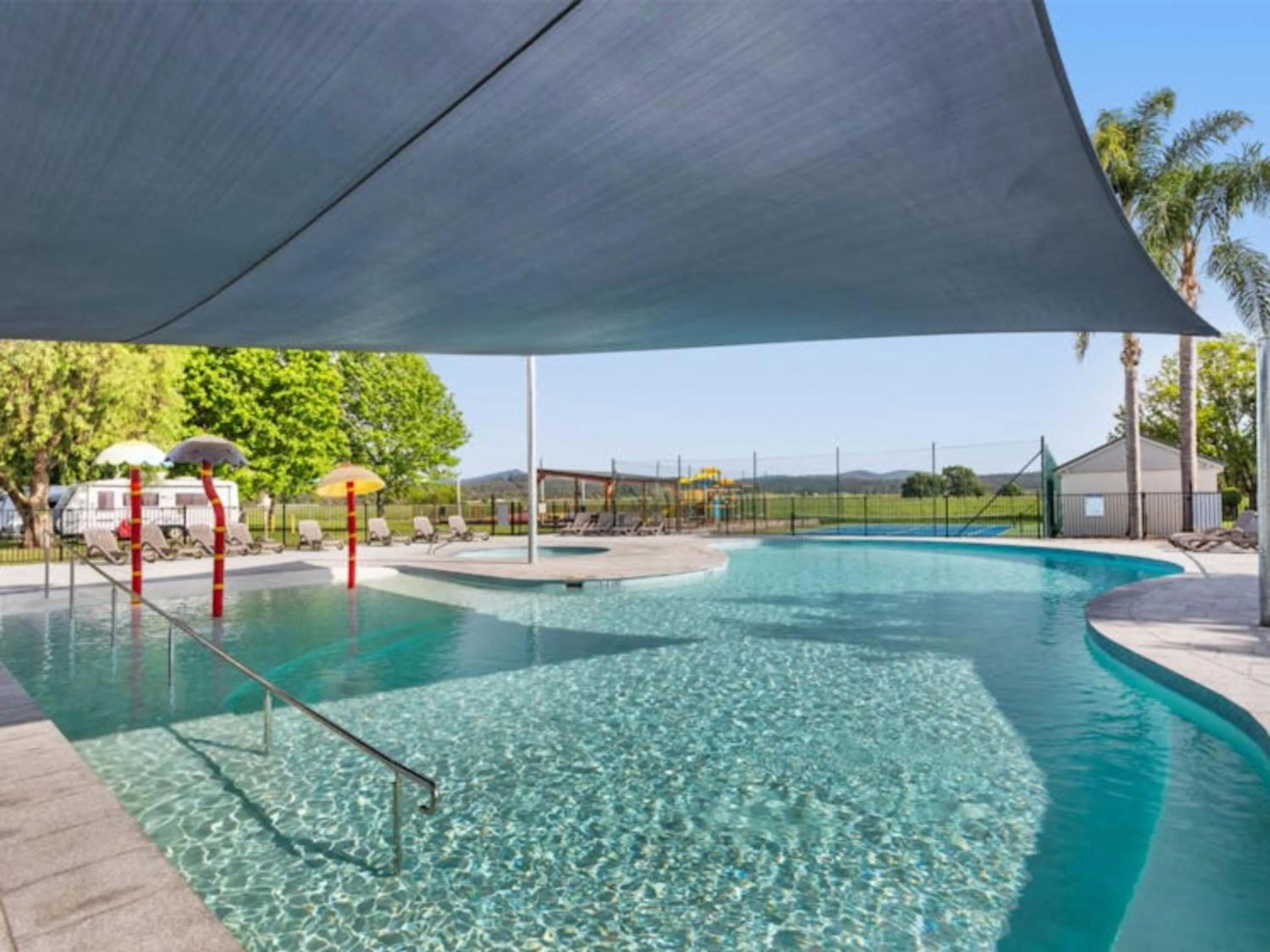 Swimming pool in Moruya Holiday Park