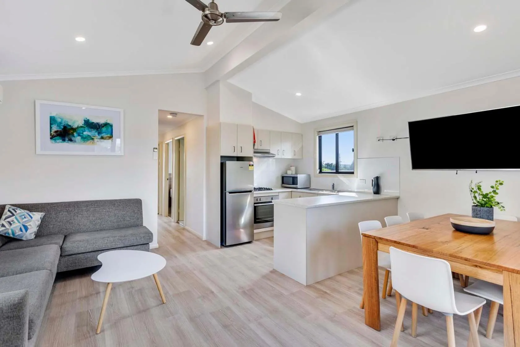 Kitchen or kitchenette in Moruya Holiday Park