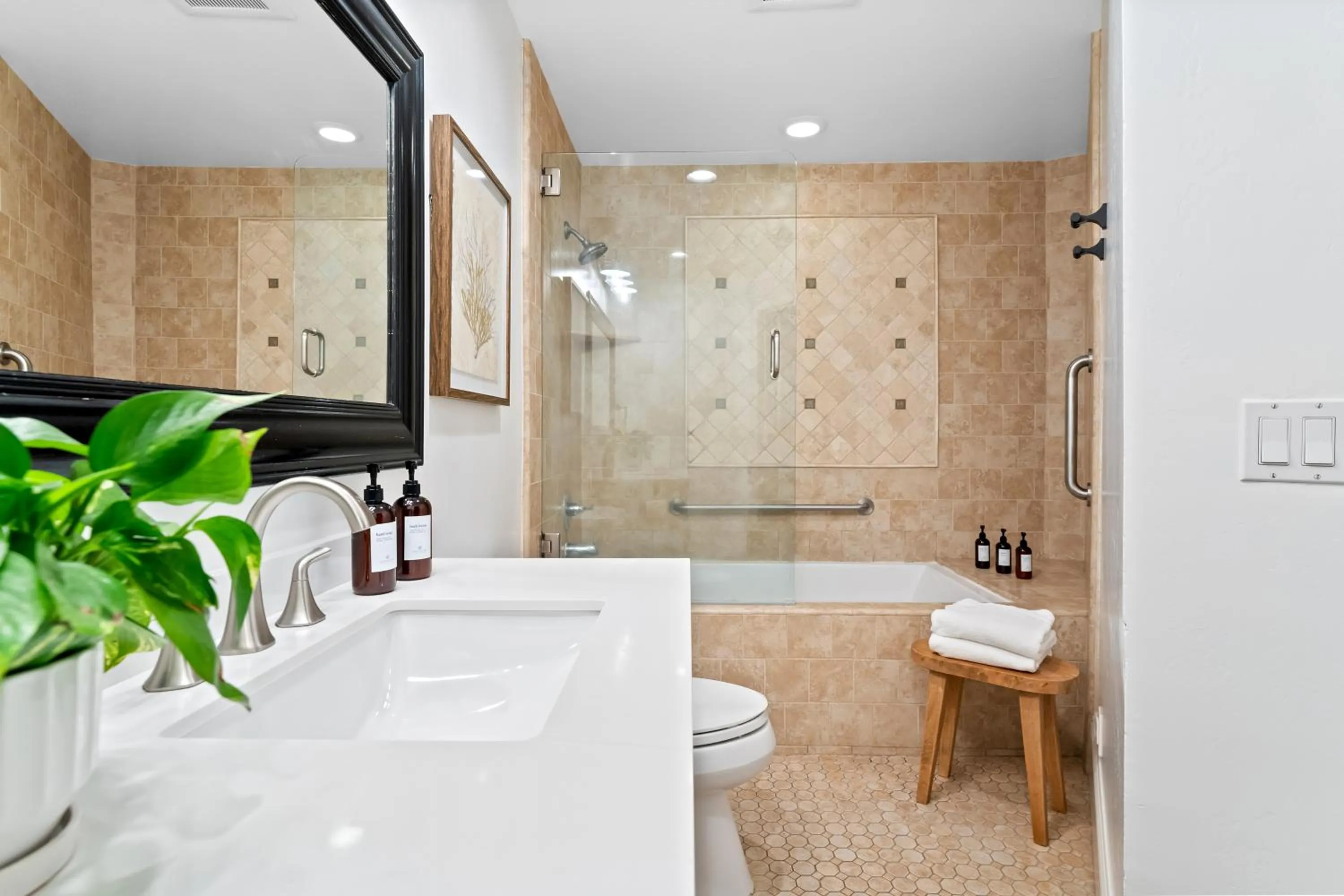 Channel Road Inn, A Four Sisters Inn