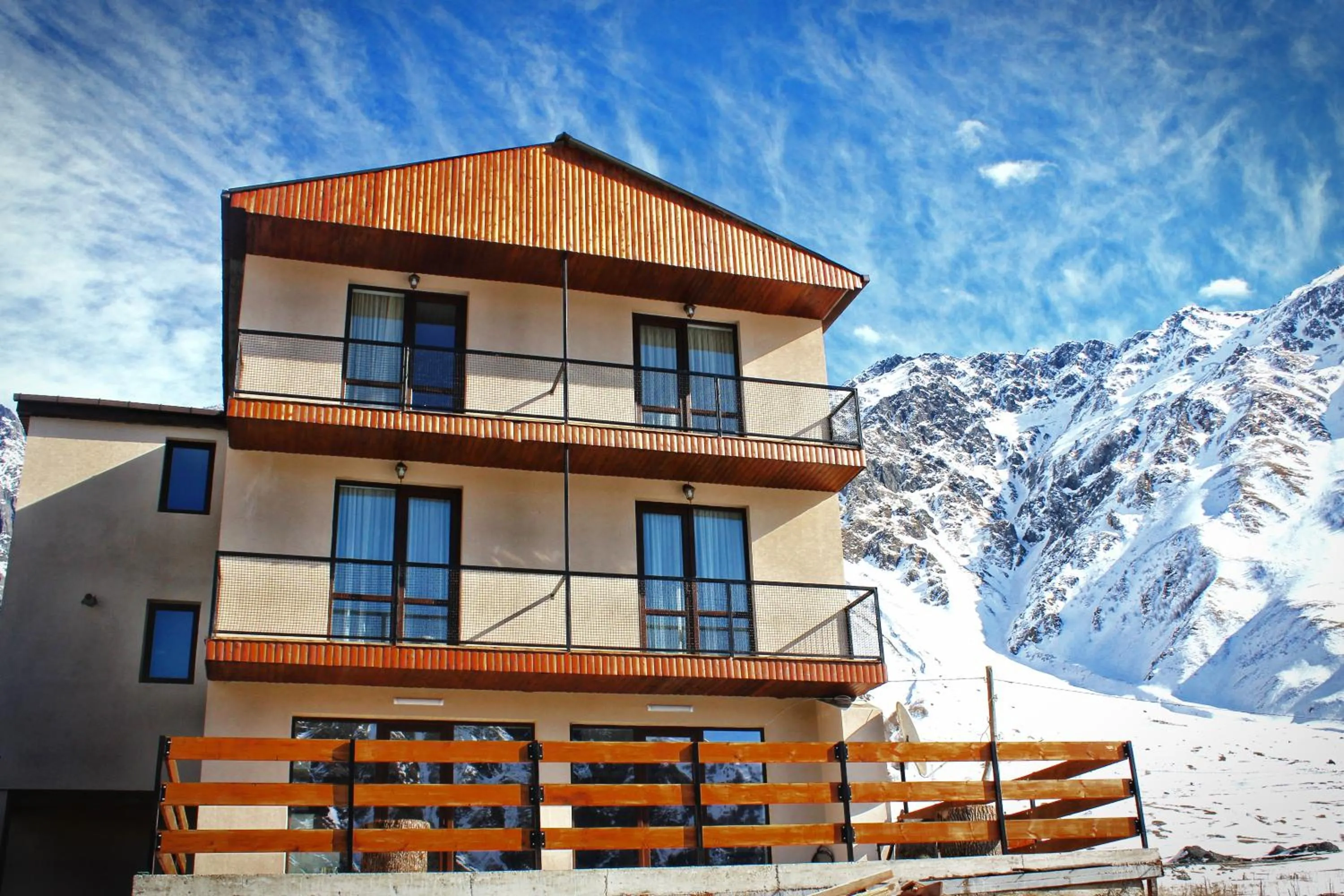 Facade/entrance in Sunshine Kazbegi