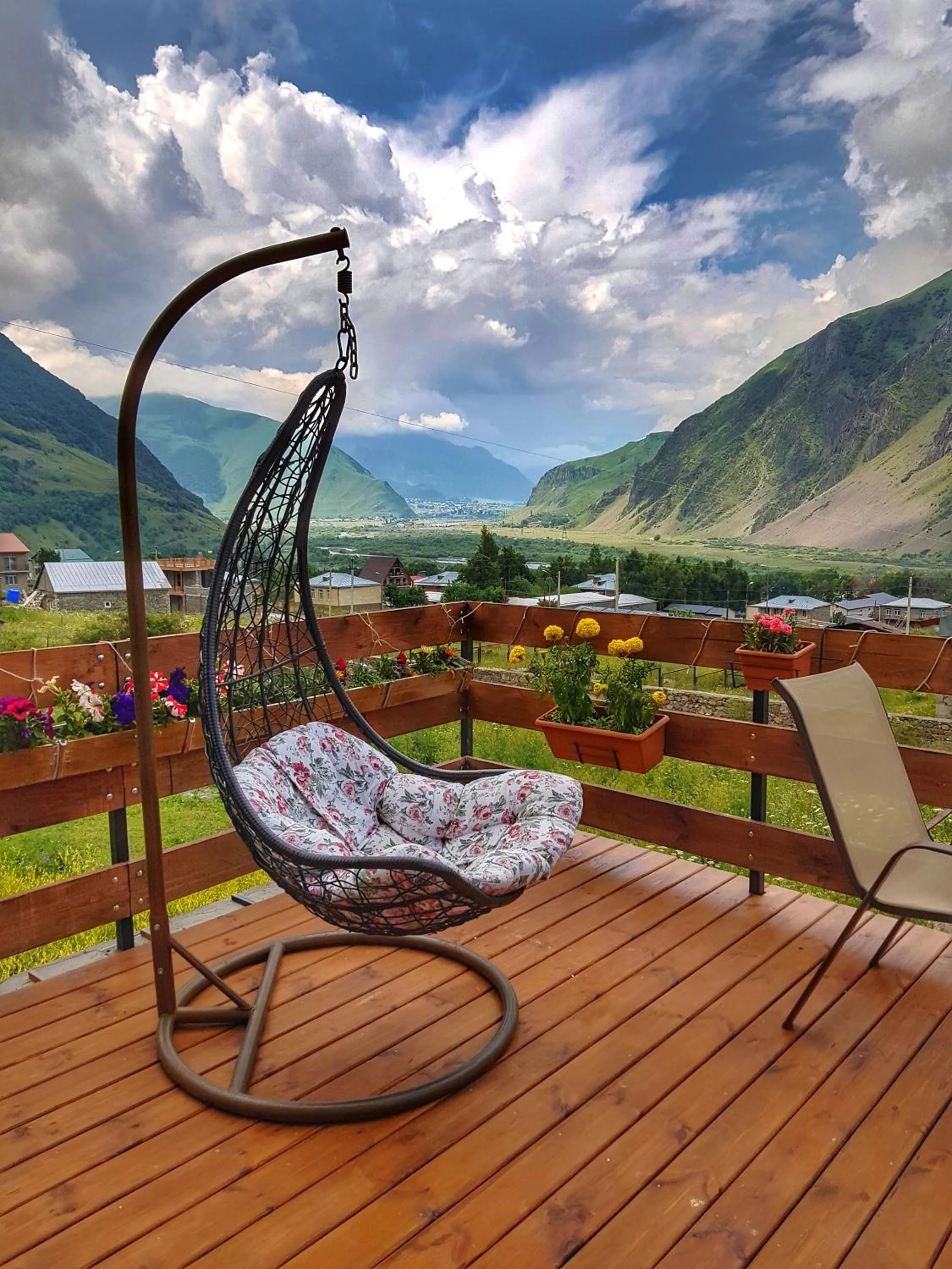 Patio in Sunshine Kazbegi