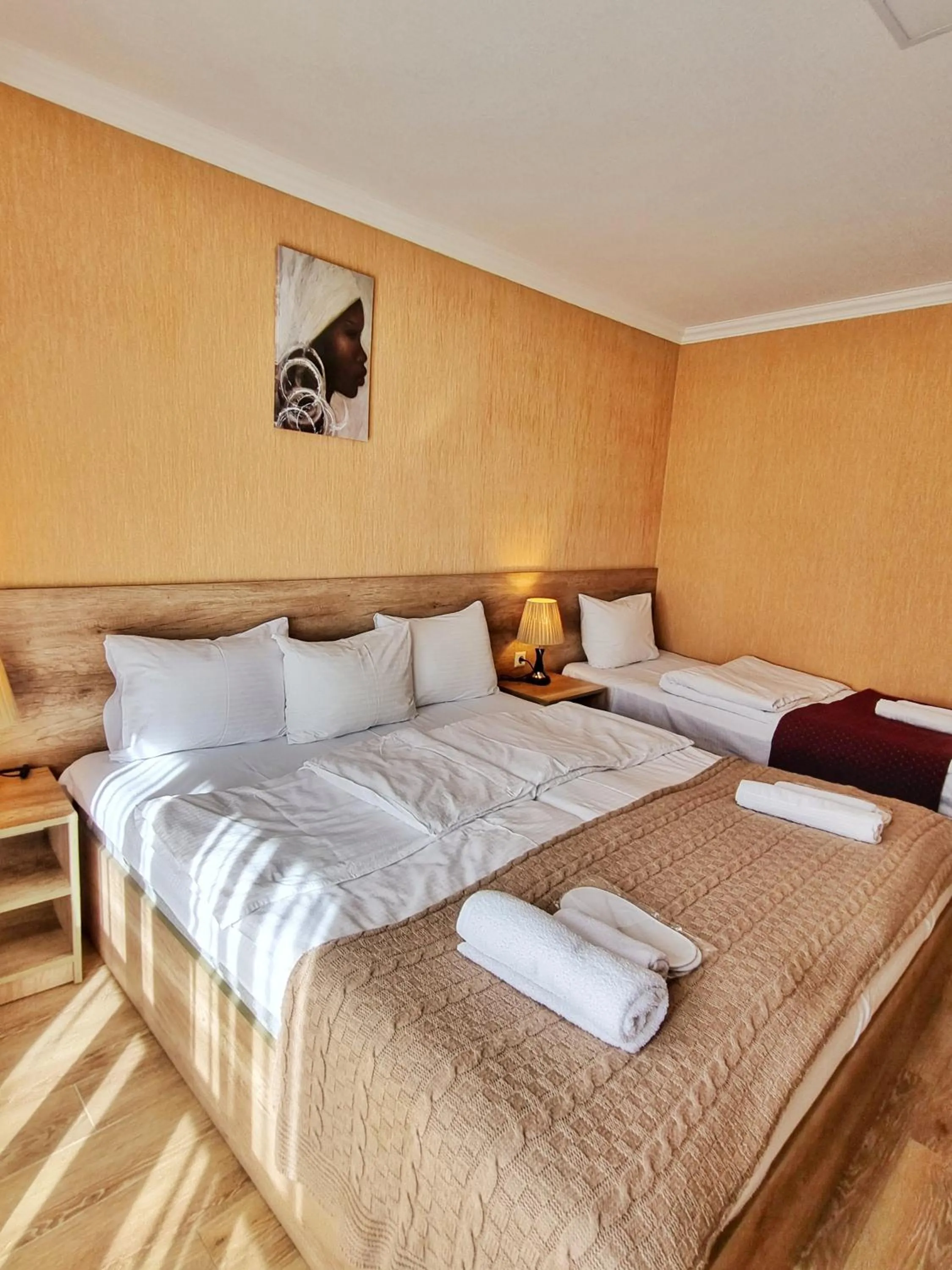 Bed in Sunshine Kazbegi