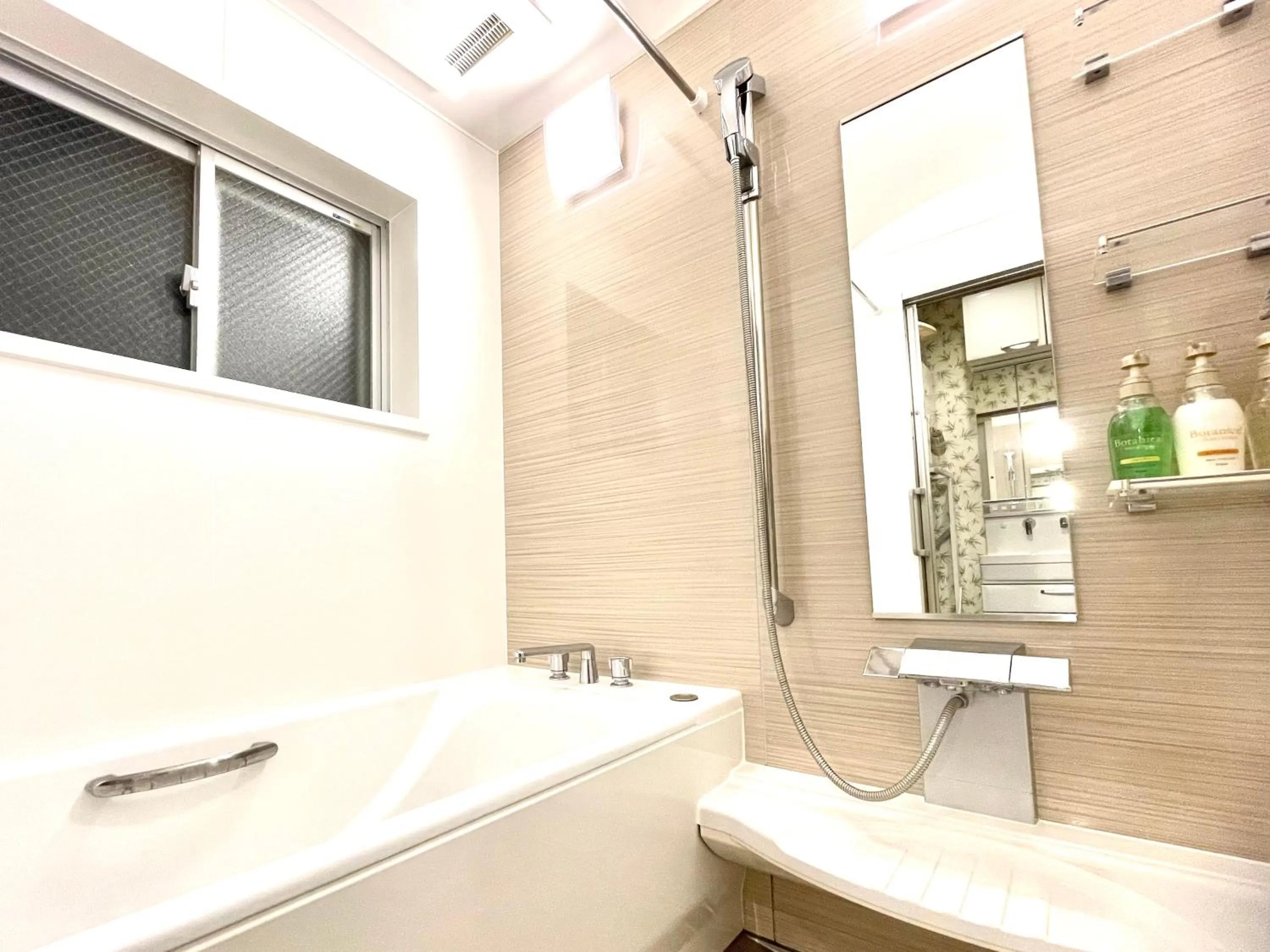 Luana Uakoko Resort 旧 EmiFull Resort