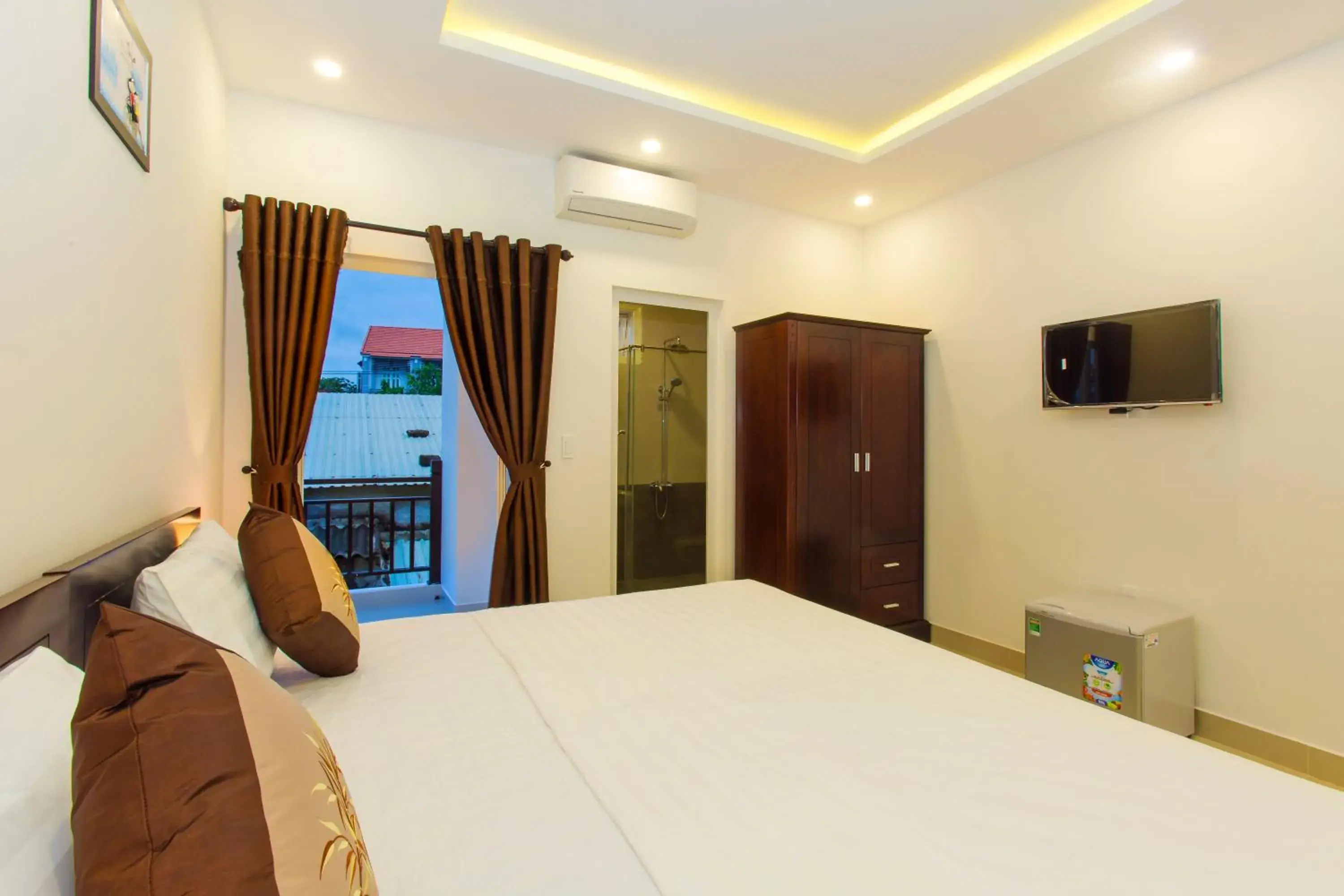 Deluxe Double Room with Balcony in Pebble Homestay Deluxe Double Room with Balcony in Pebble Homestay