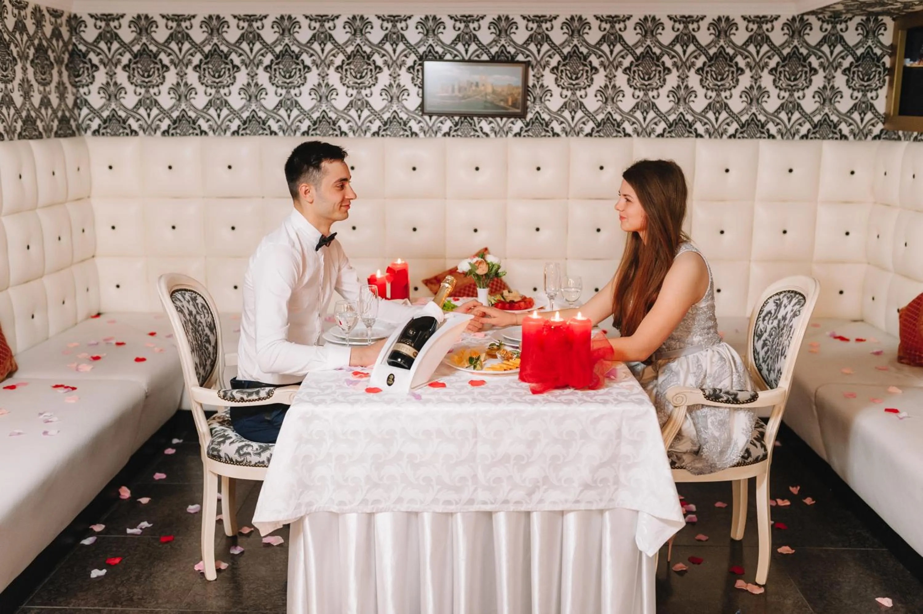 Dinner in Manhattan Hotel & Restaurant